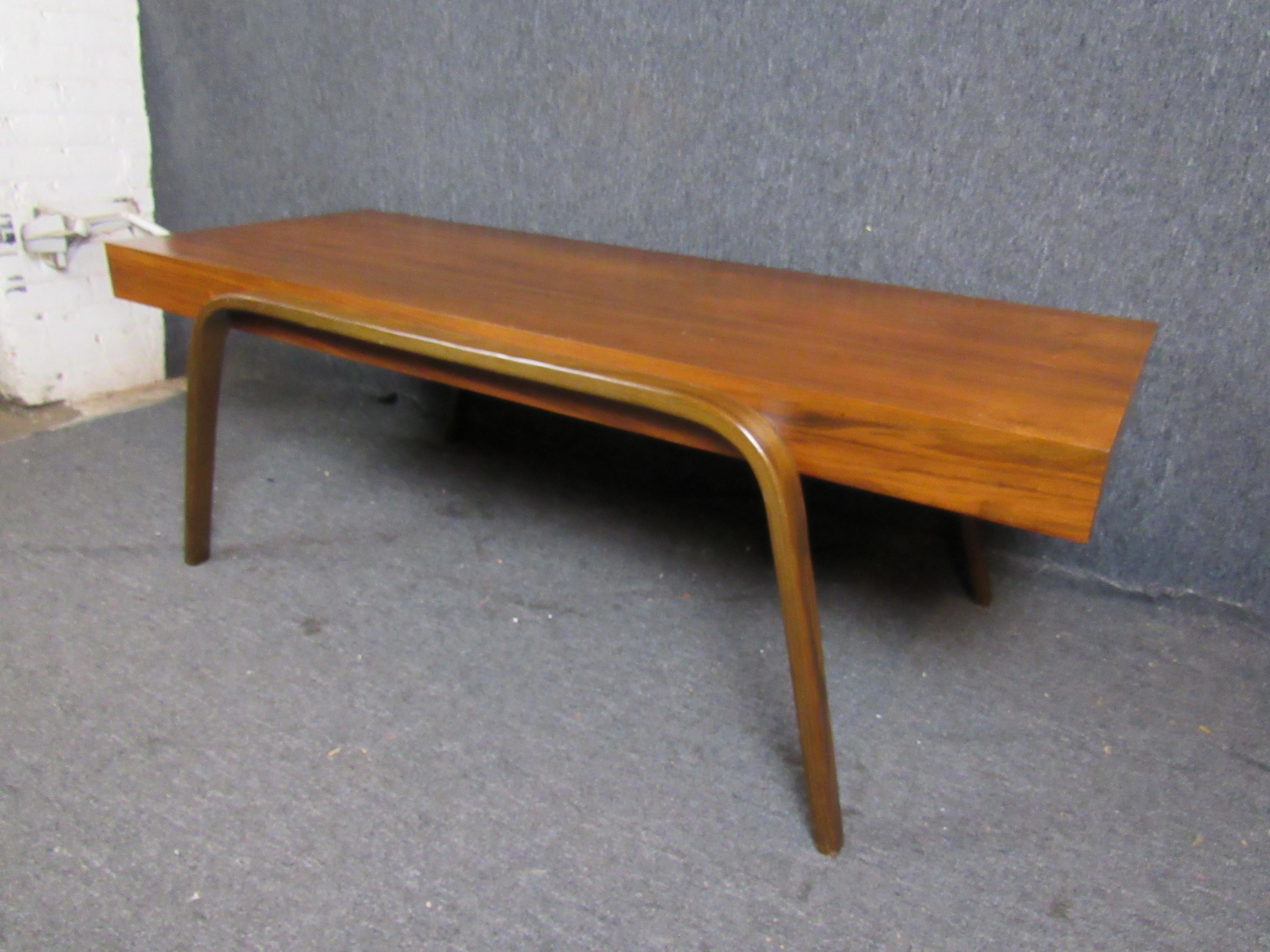 Mid-Century Modern Vintage Walnut Bentwood Coffee Table For Sale