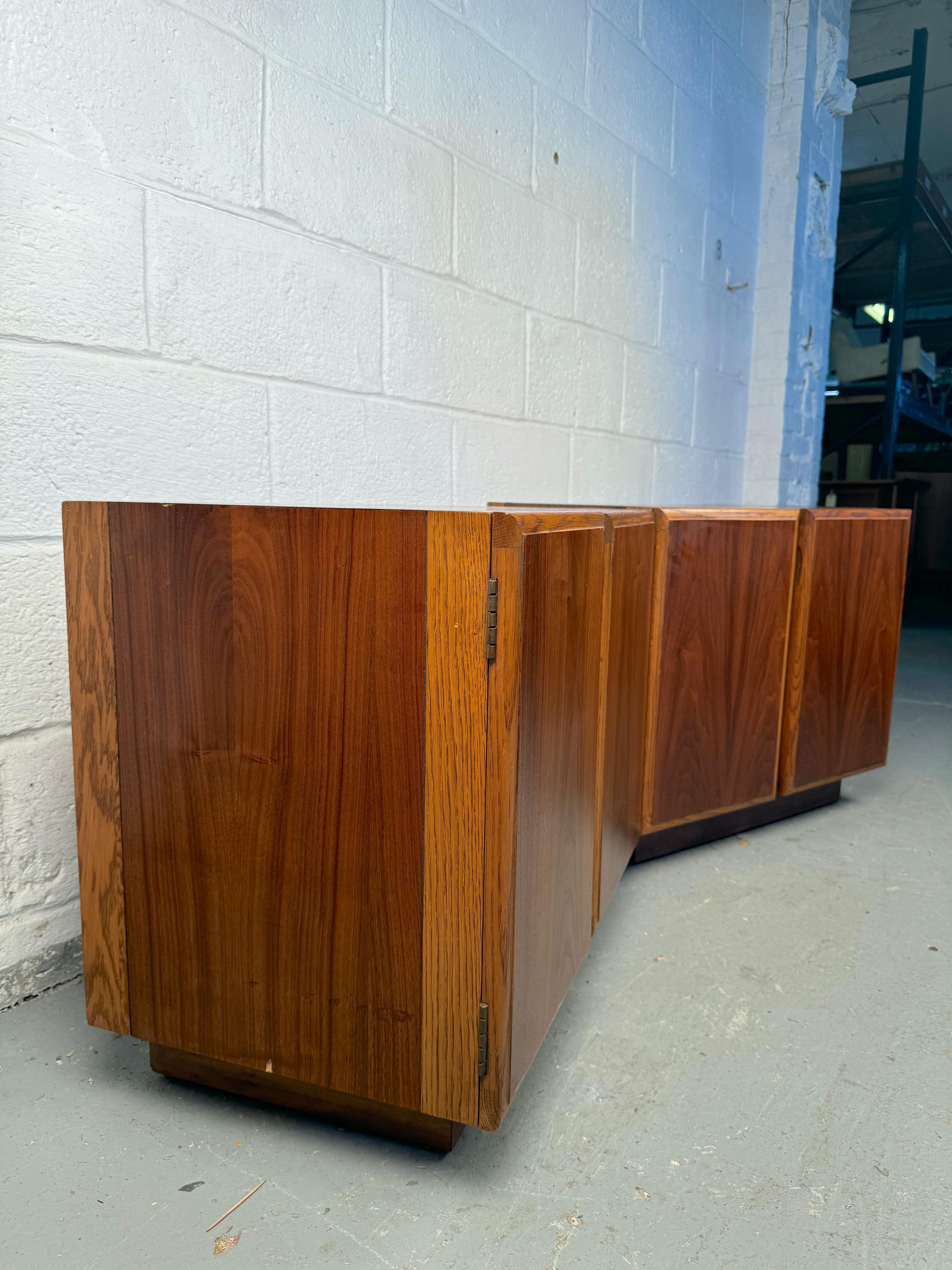 Vintage Nachttische aus Nussbaumholz von Lane (Holz)