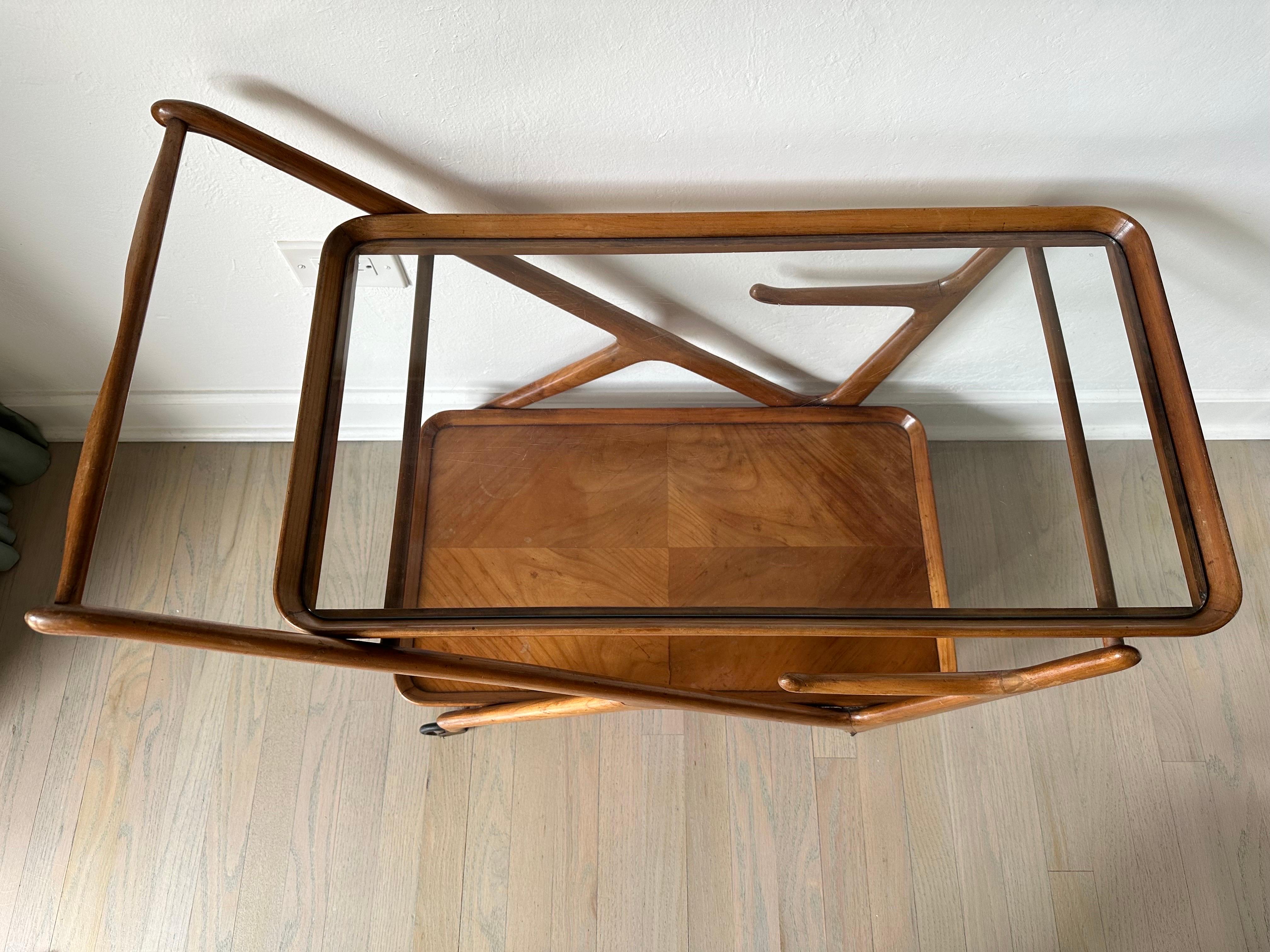 Mid-20th Century Vintage Walnut Cesare Lacca Tea Trolley Cart for Cassina For Sale