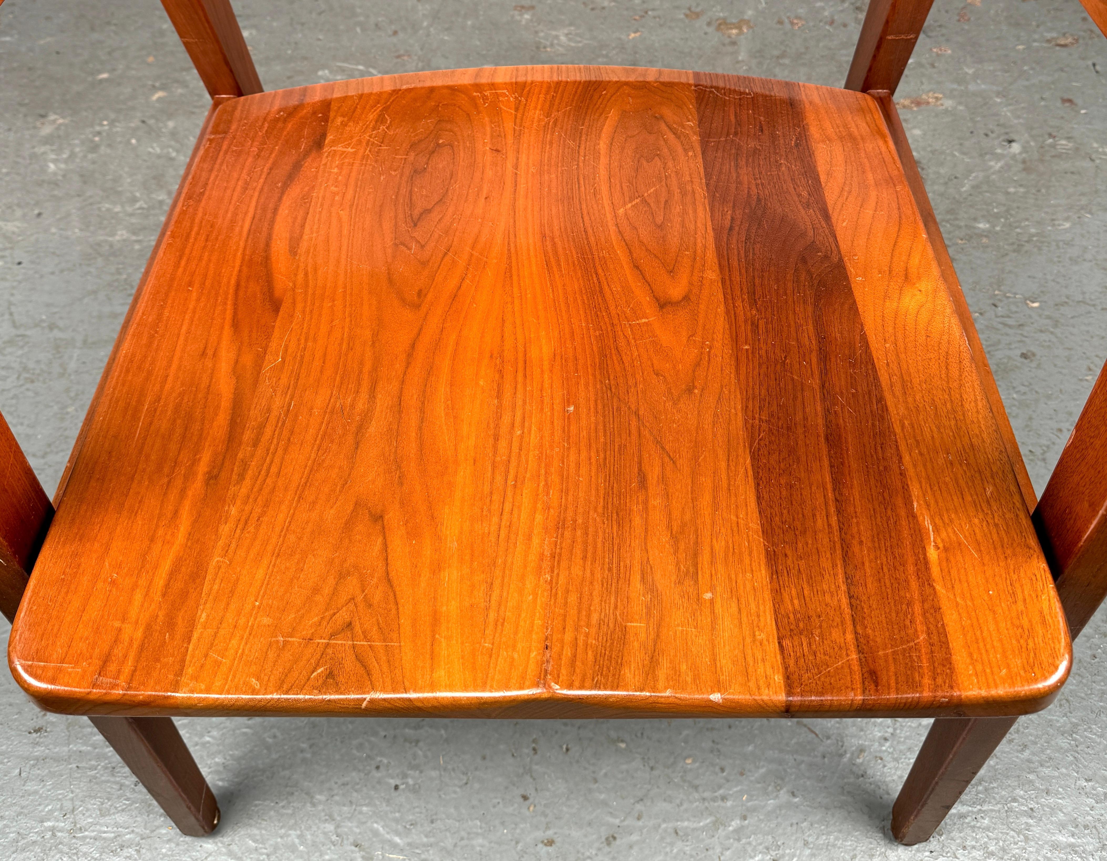 Mid-Century Modern Vintage Walnut Chair by Gunlocke For Sale