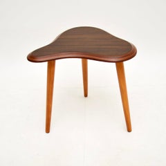 Table d'appoint Cloud en noyer vintage par Neil Morris