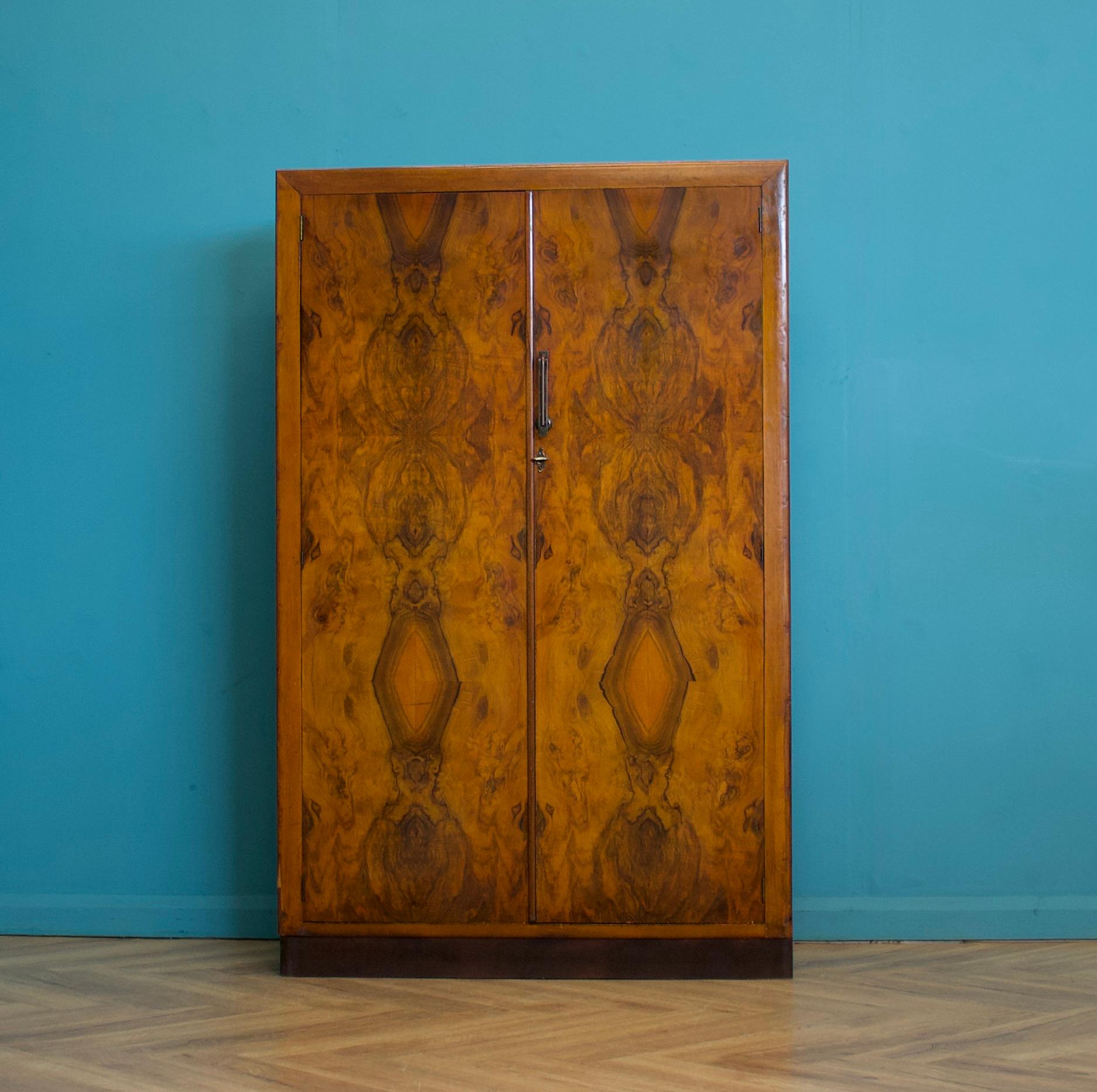 Armario Compactum Vintage de Nogal de Fitrobe, años 30 Art Decó