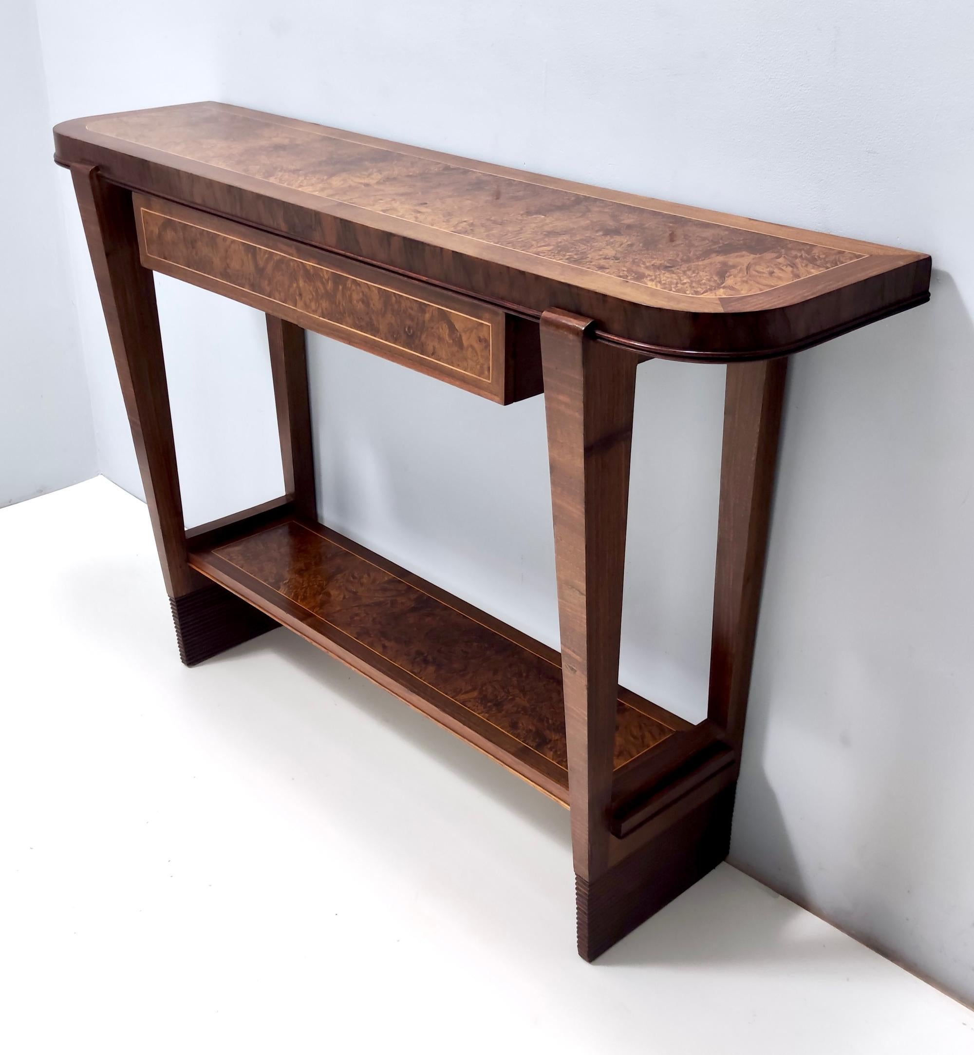 Vintage Walnut Console Table Ascribable to Paolo Buffa with Two Drawers, Italy In Excellent Condition For Sale In Bresso, Lombardy