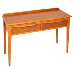 Mesa consola vintage de nogal by Finewood