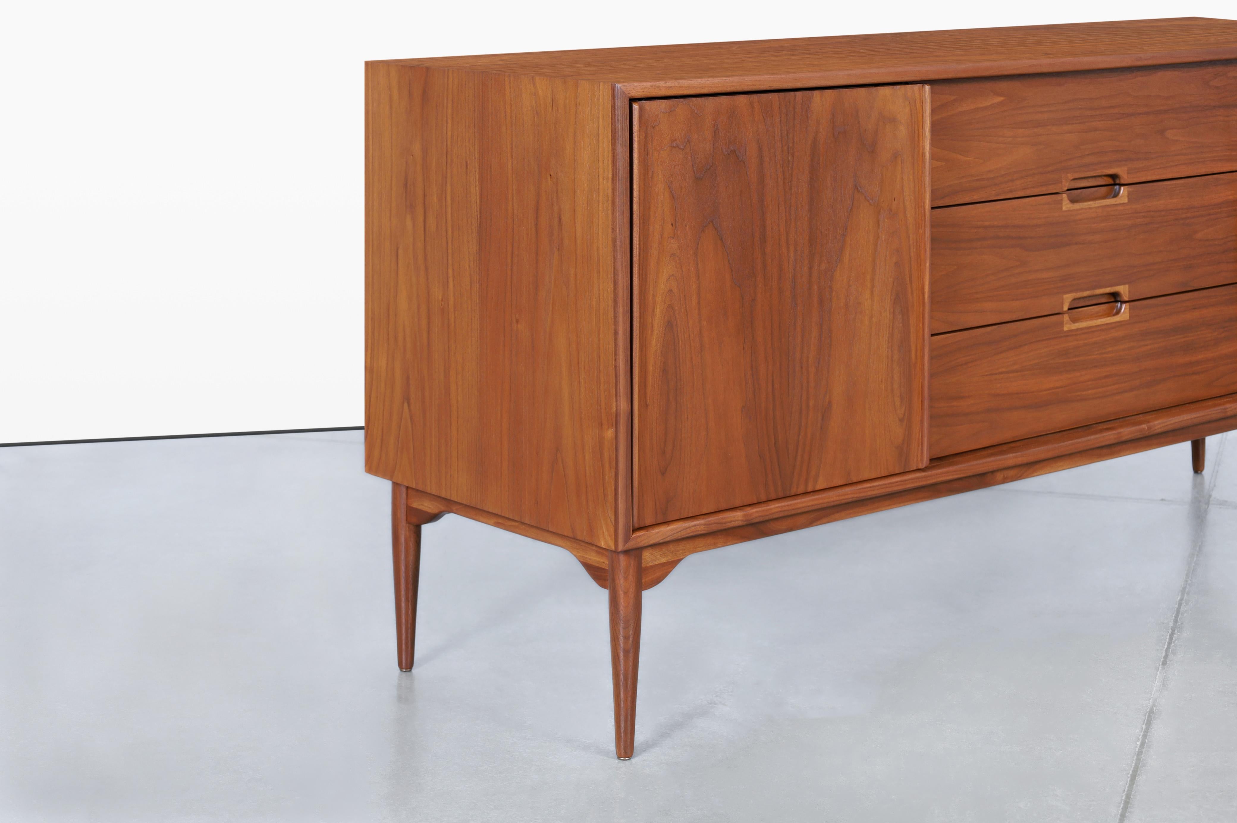 Mid-Century Modern Vintage Walnut Credenza by John Keal for Brown Saltman For Sale