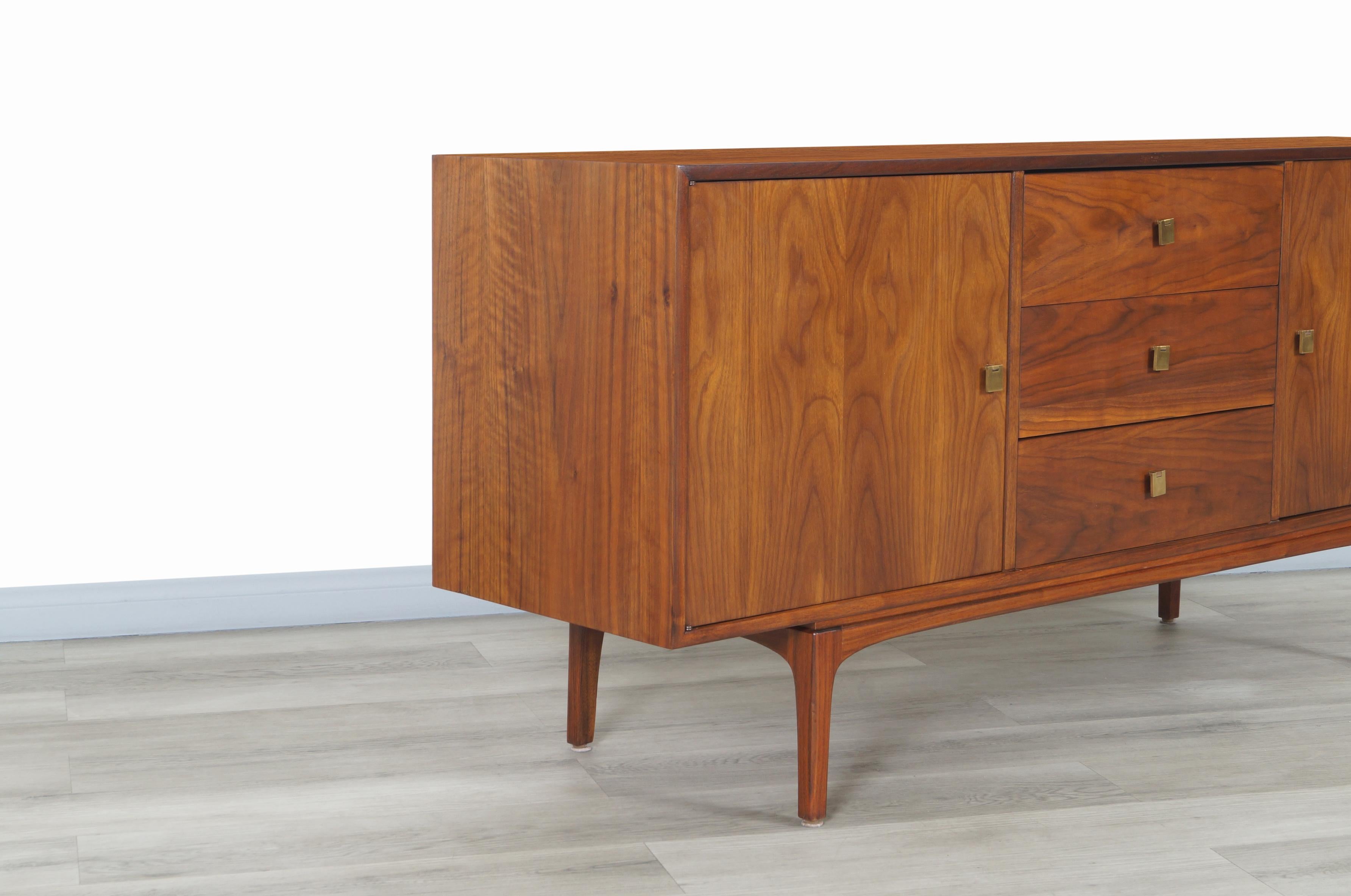 Vintage Walnut Credenza by John Keal for Brown Saltman In Excellent Condition In North Hollywood, CA