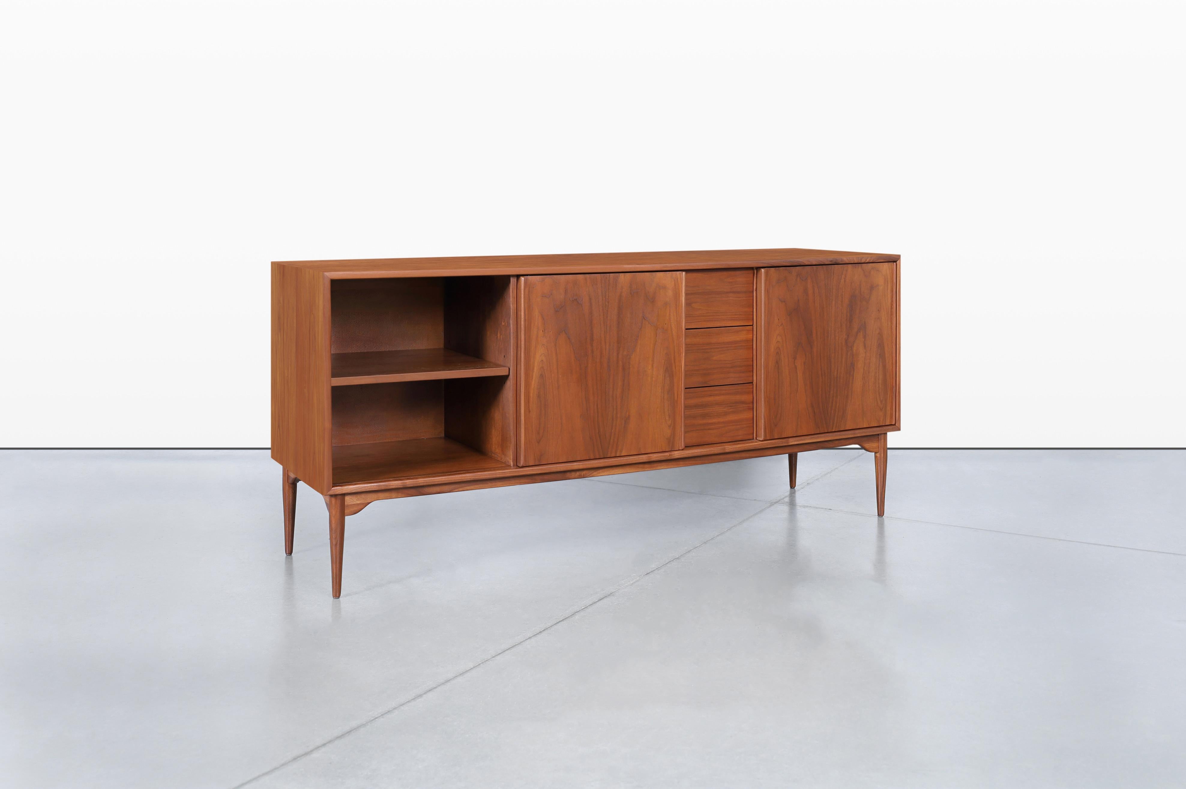 Mid-20th Century Vintage Walnut Credenza by John Keal for Brown Saltman For Sale