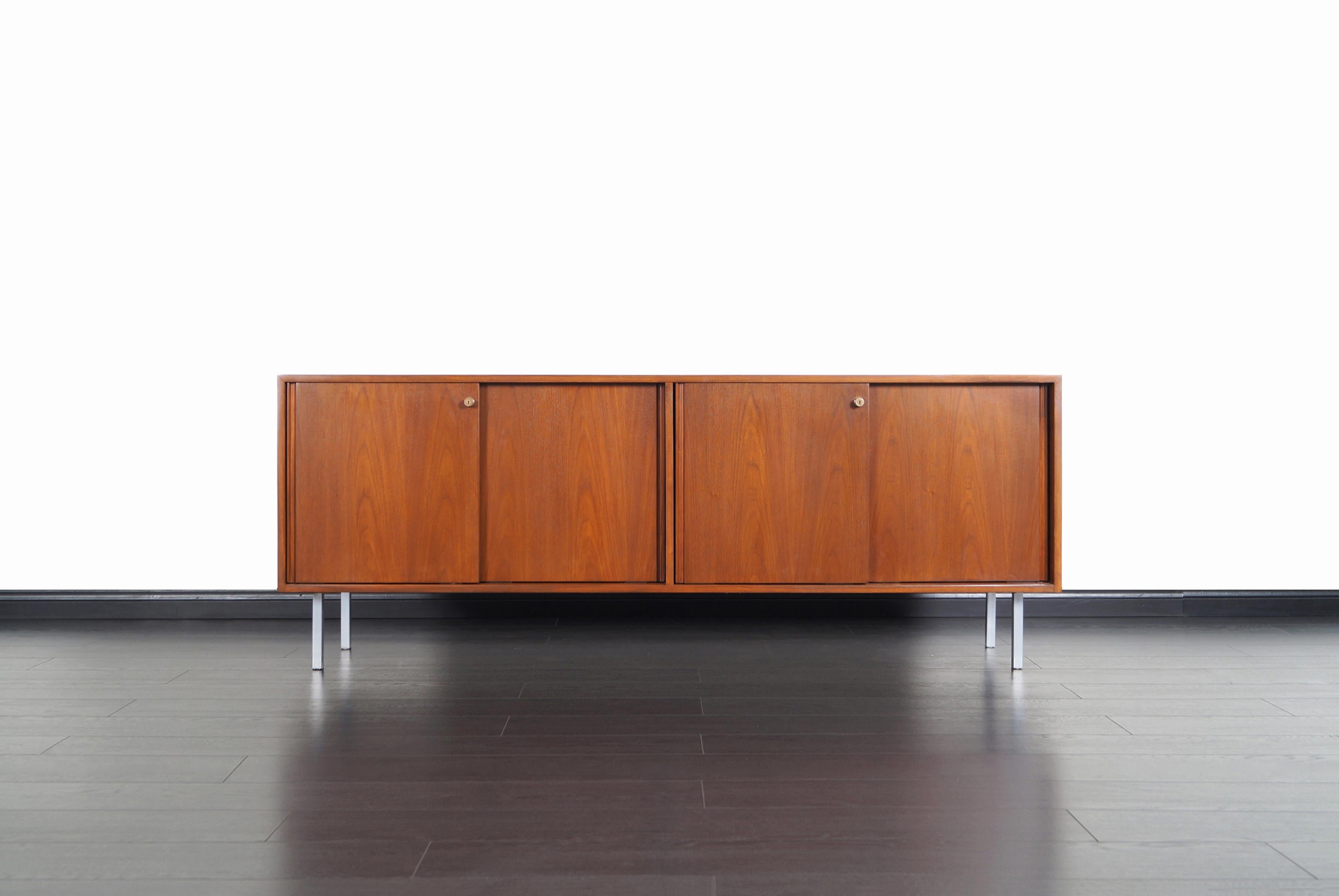 American Vintage Walnut Credenza in the Manner of Florence Knoll
