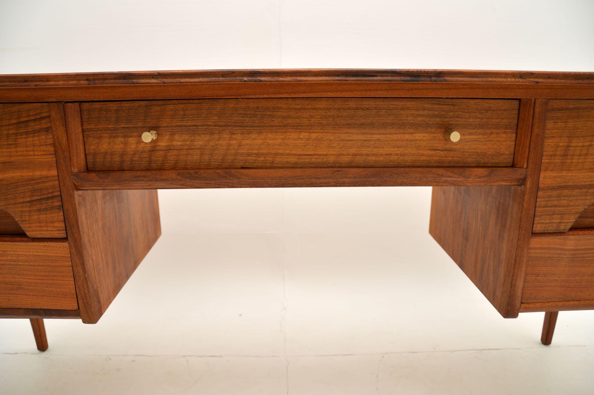 Vintage Walnut Desk by A. Younger, c. 1960’s In Good Condition In London, GB