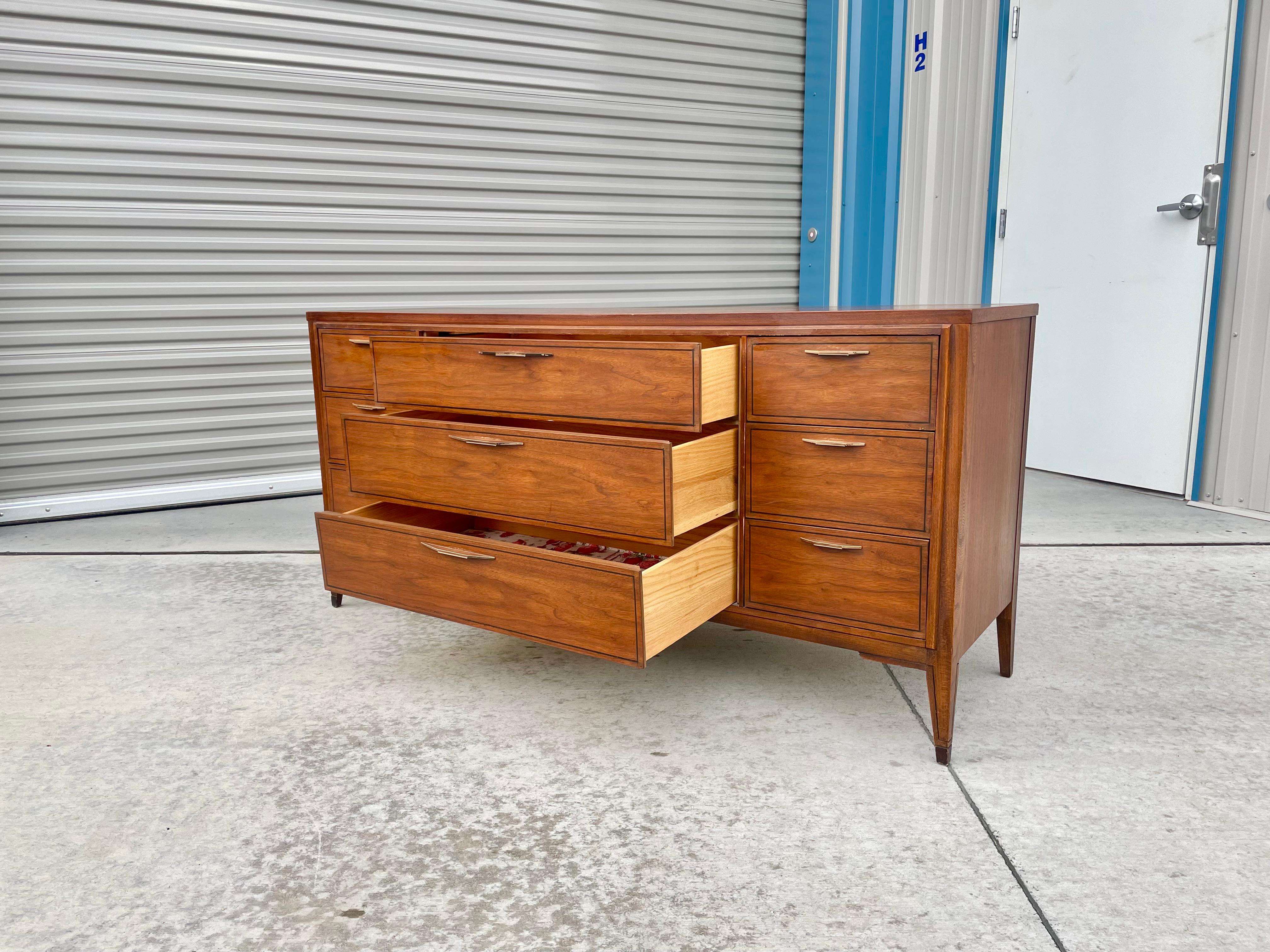 Vintage Walnut Dresser by Kent Coffey Tempo For Sale 3