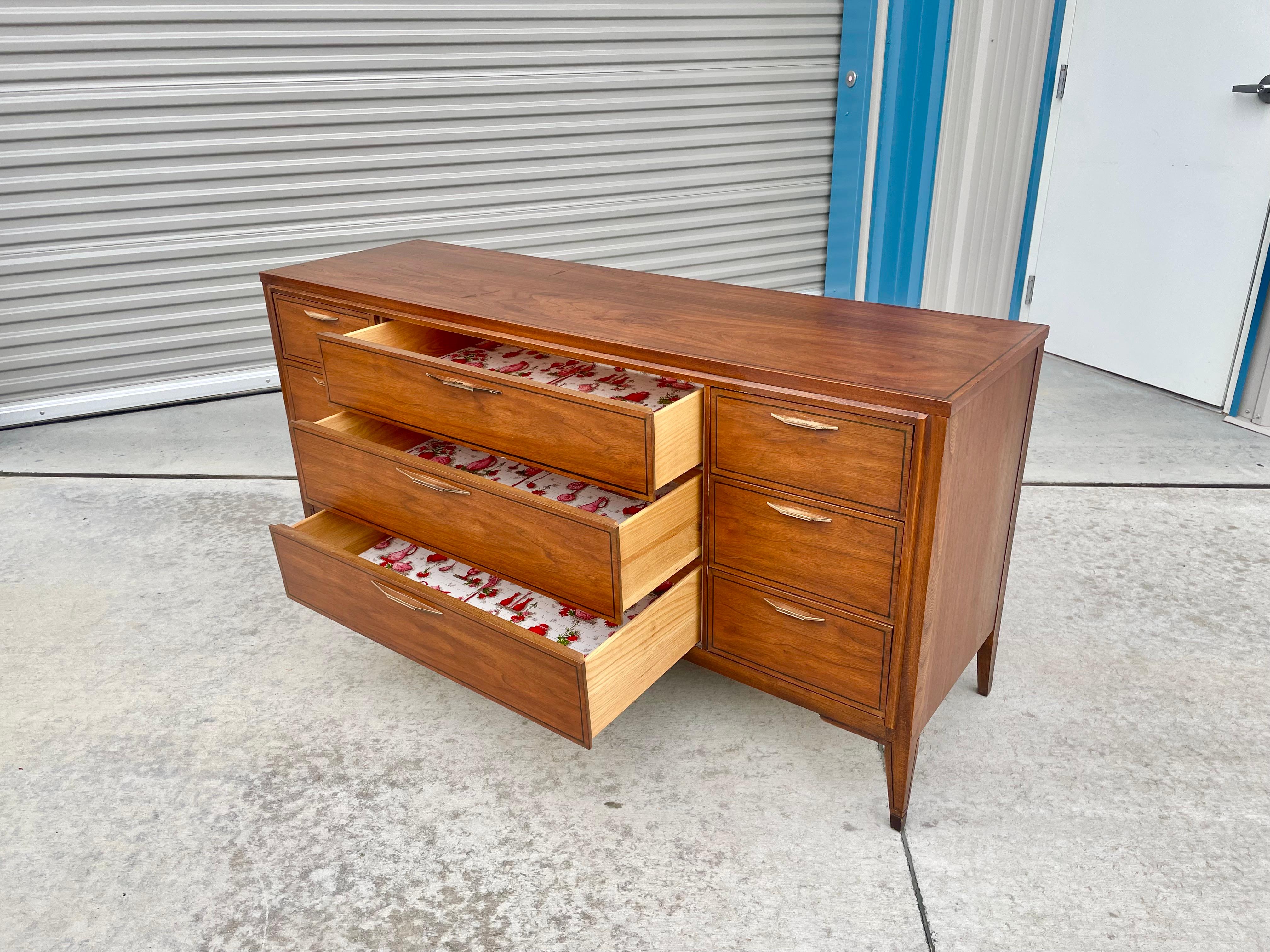 Vintage Walnut Dresser by Kent Coffey Tempo For Sale 4