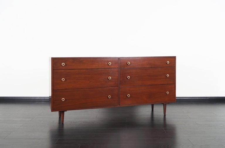 Vintage Walnut Dresser By Milo Baughman For Glenn Of California At