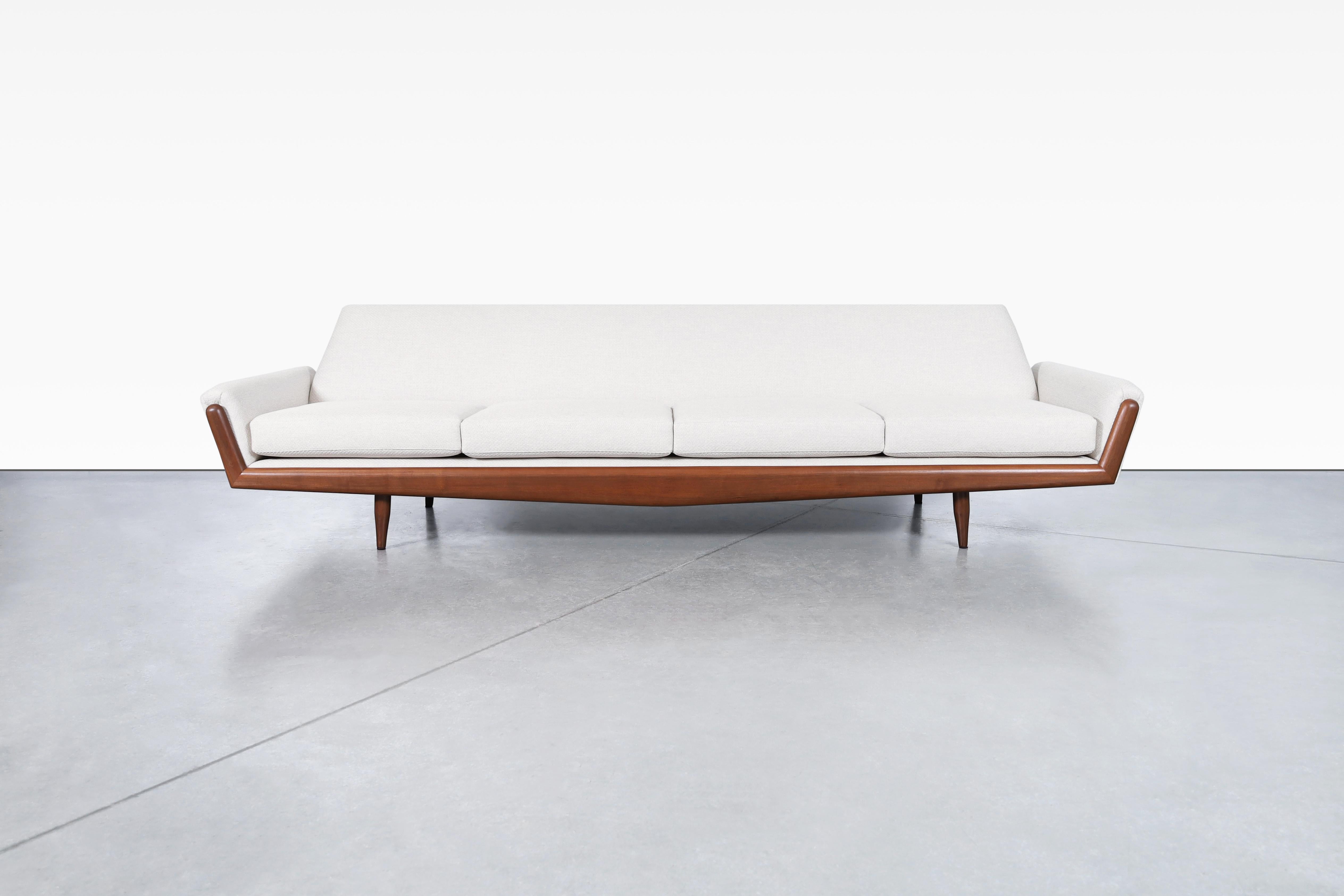 Milieu du XXe siècle Sofa Gondola de Adrian Pearsall pour Craft Associates en vente