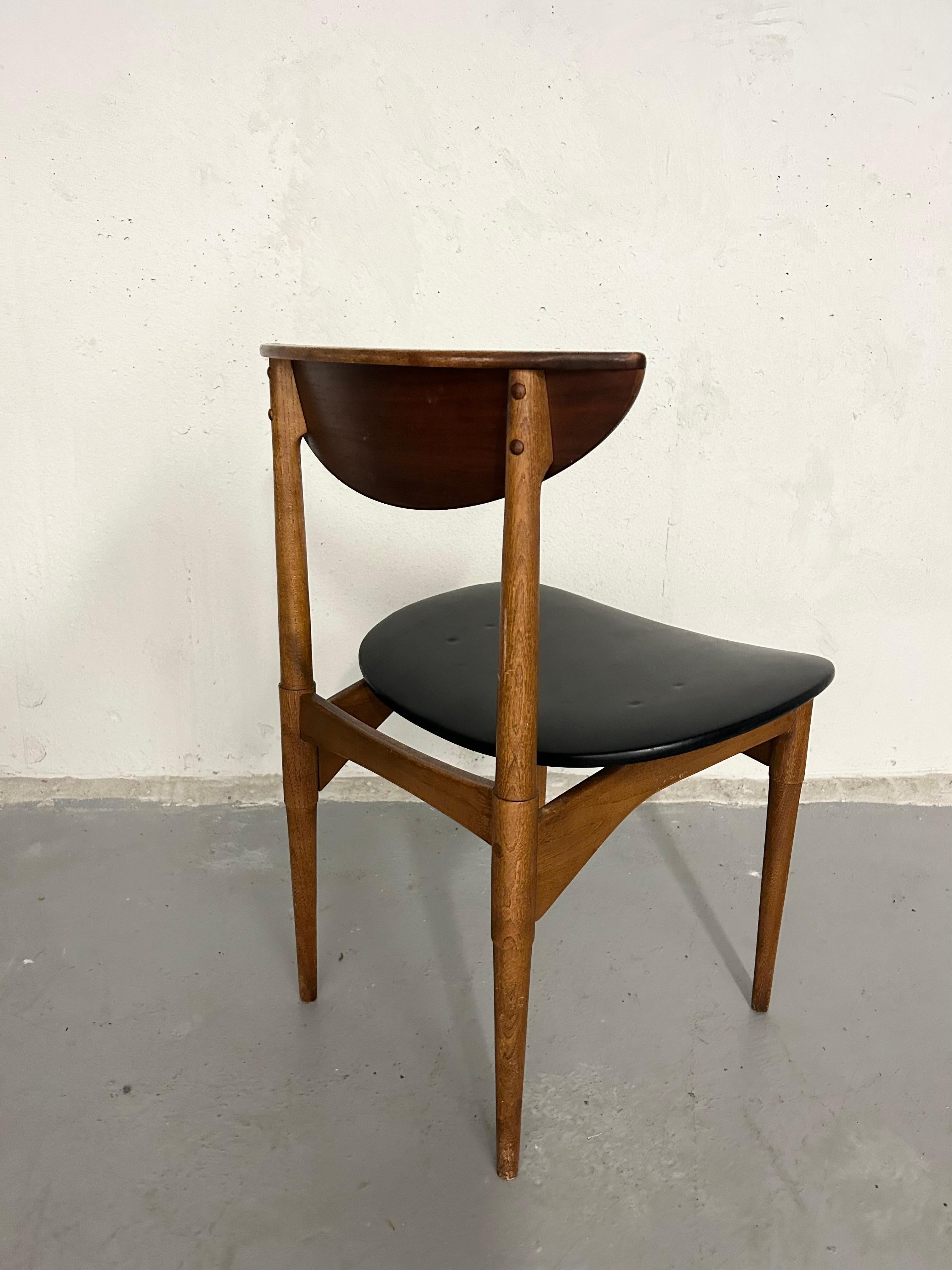 Vintage Walnut Lane Perception Dining Chair In Good Condition In Brooklyn, NY