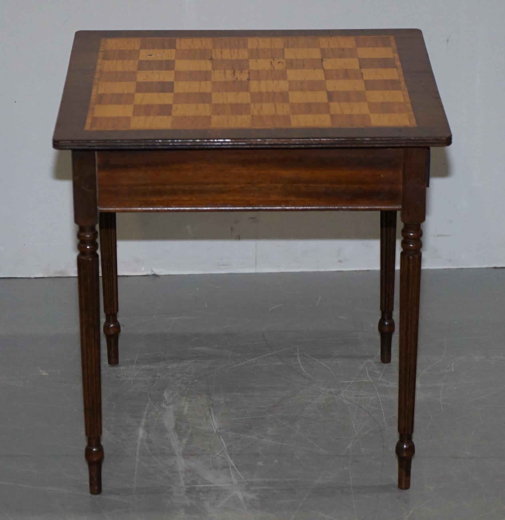 Vintage Walnut & Hardwood Marquetry Inlaid Chess Board Games Table with Drawer For Sale 3