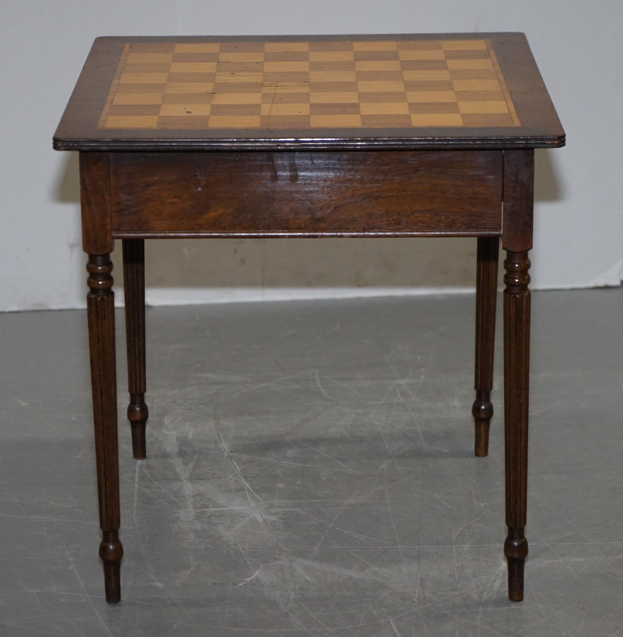 Vintage Walnut & Hardwood Marquetry Inlaid Chess Board Games Table with Drawer For Sale 5