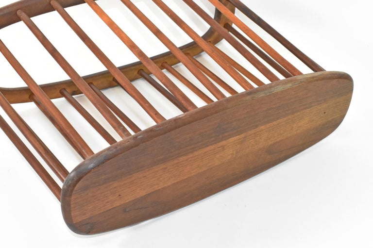 Vintage Walnut Mid Century Magazine Rack For Sale at 1stDibs