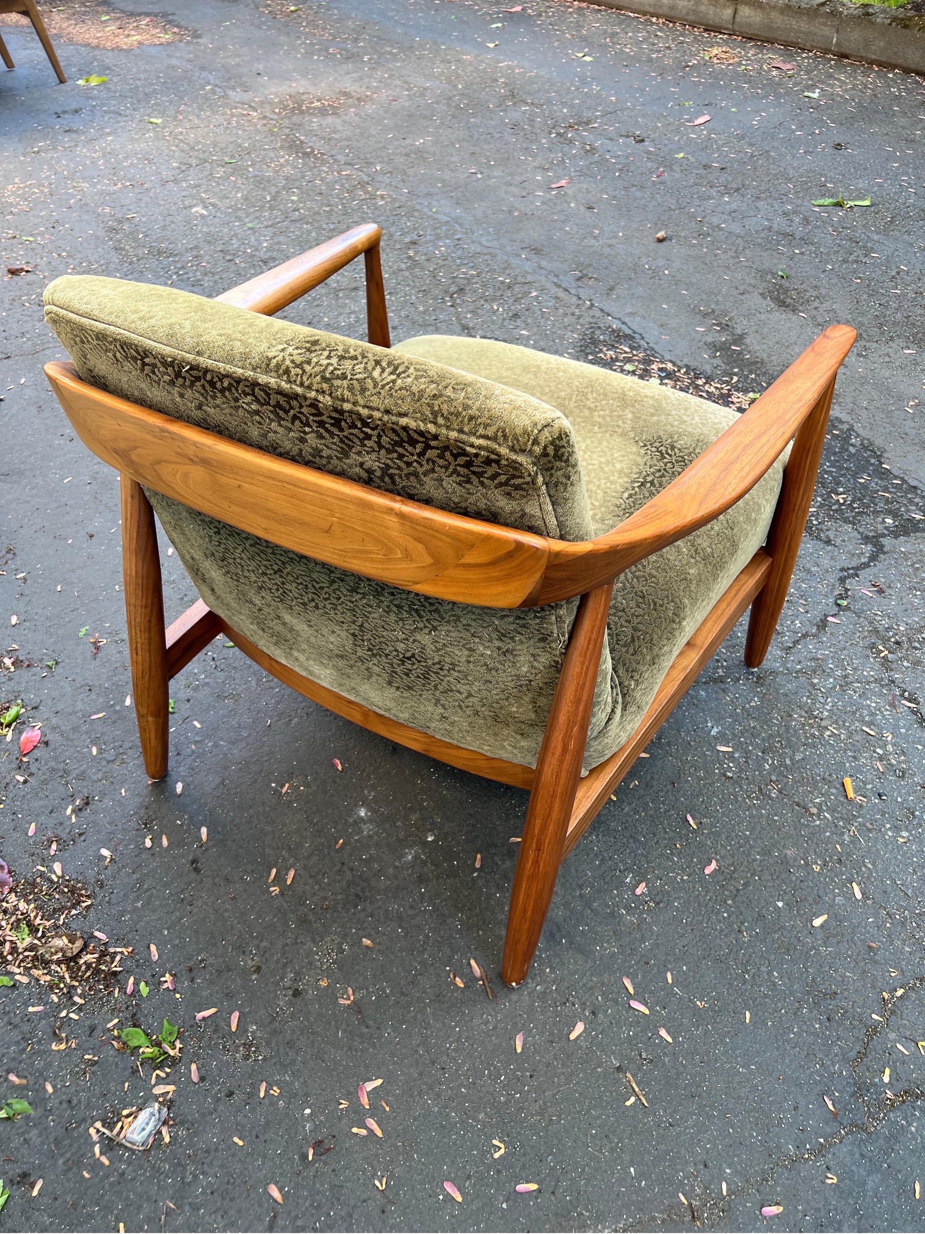 Vintage Walnut Mid-Century Modern Chair with Olive Green Velvet Upholstery  In Good Condition In Seattle, WA
