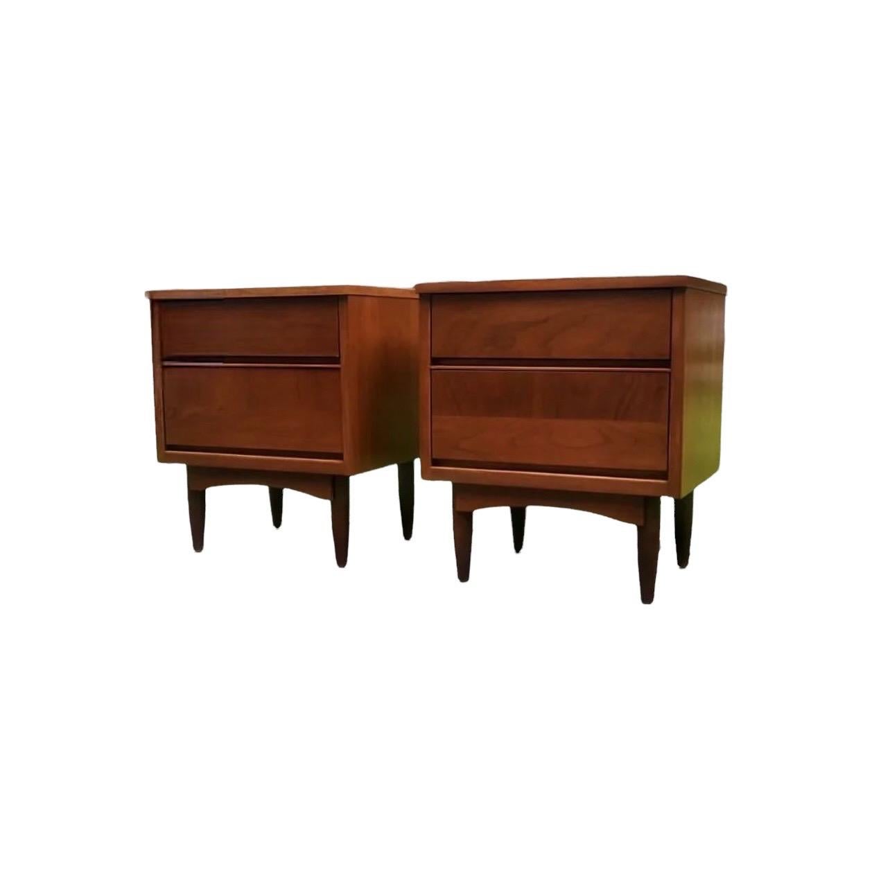 Vintage walnut Mid-Century Modern end table or night stand set 
Dimensions. 20 W; 23 H; 15 D.