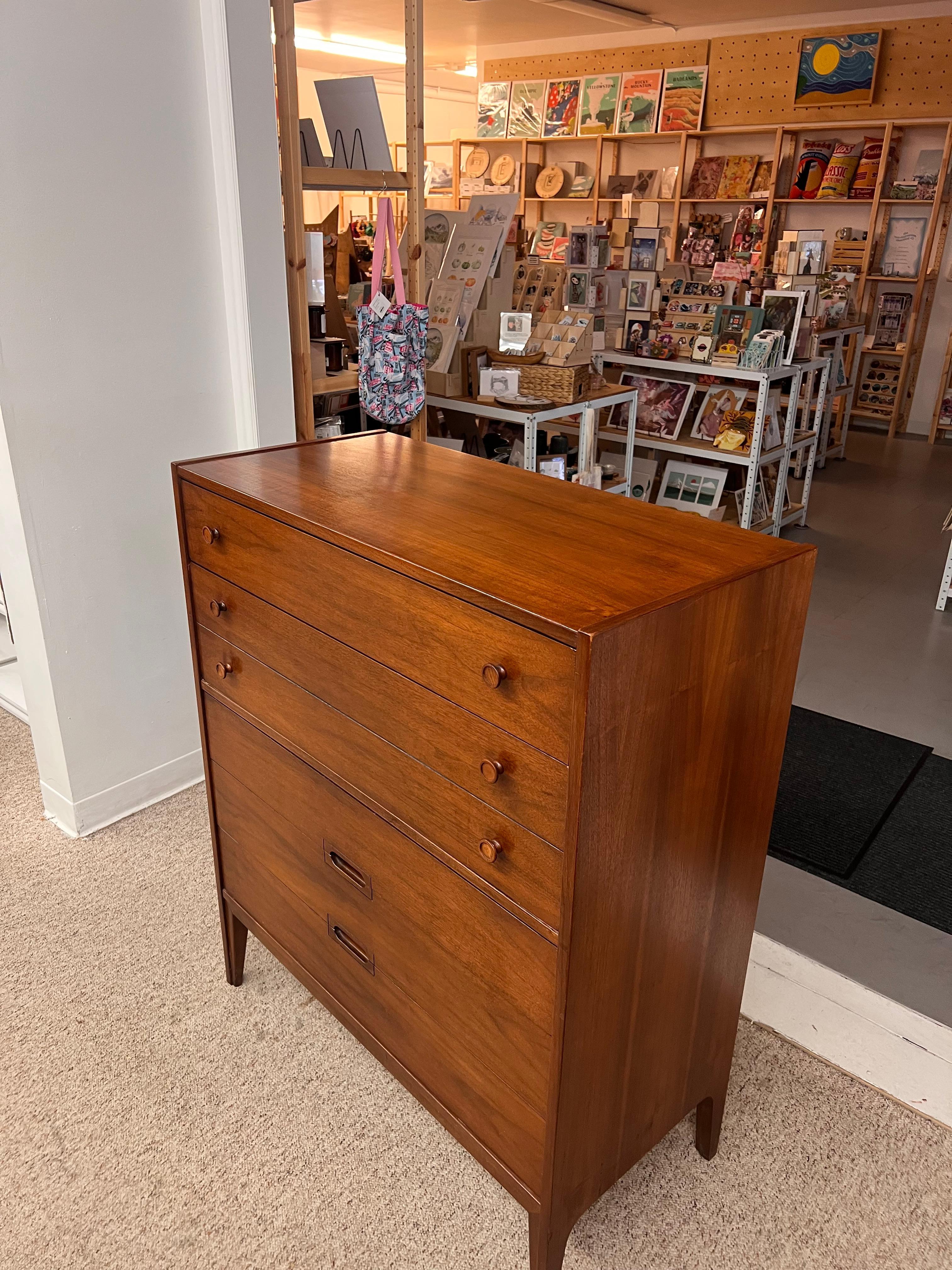 Vintage Walnut Mid-Century Modern Five Drawers Dresser Cabinet by United For Sale 1