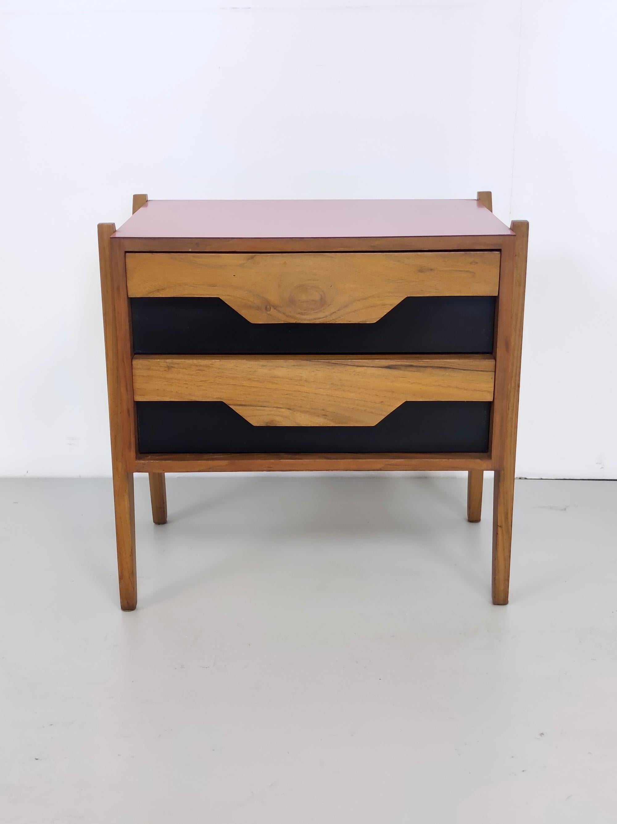 Italian Vintage Walnut Nightstand attr. to Ico Parisi with a Pink Top and Black Drawers For Sale