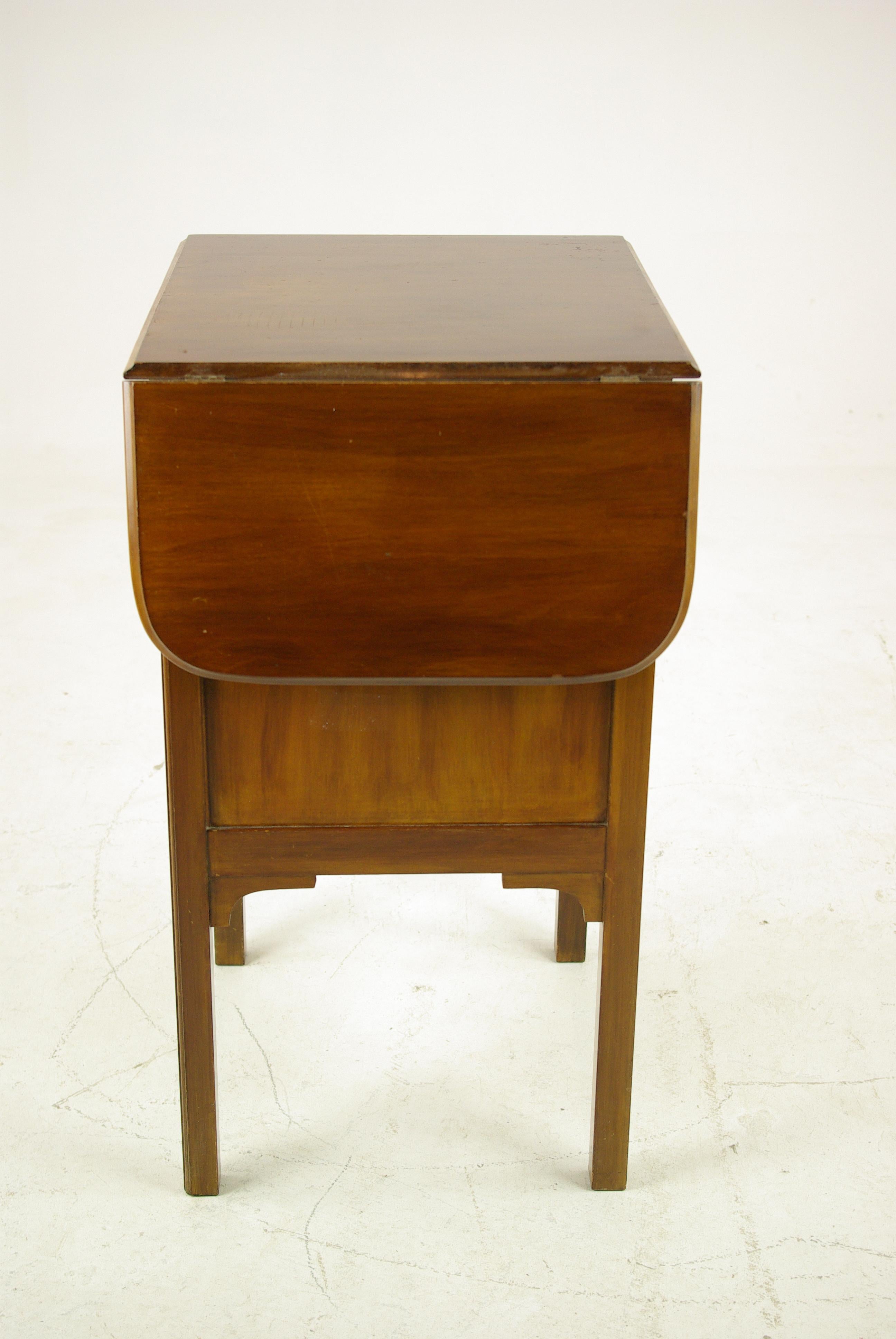 Vintage Walnut Nightstand, Lamp Table with Drop Leaves, Scotland 1930, H029 2