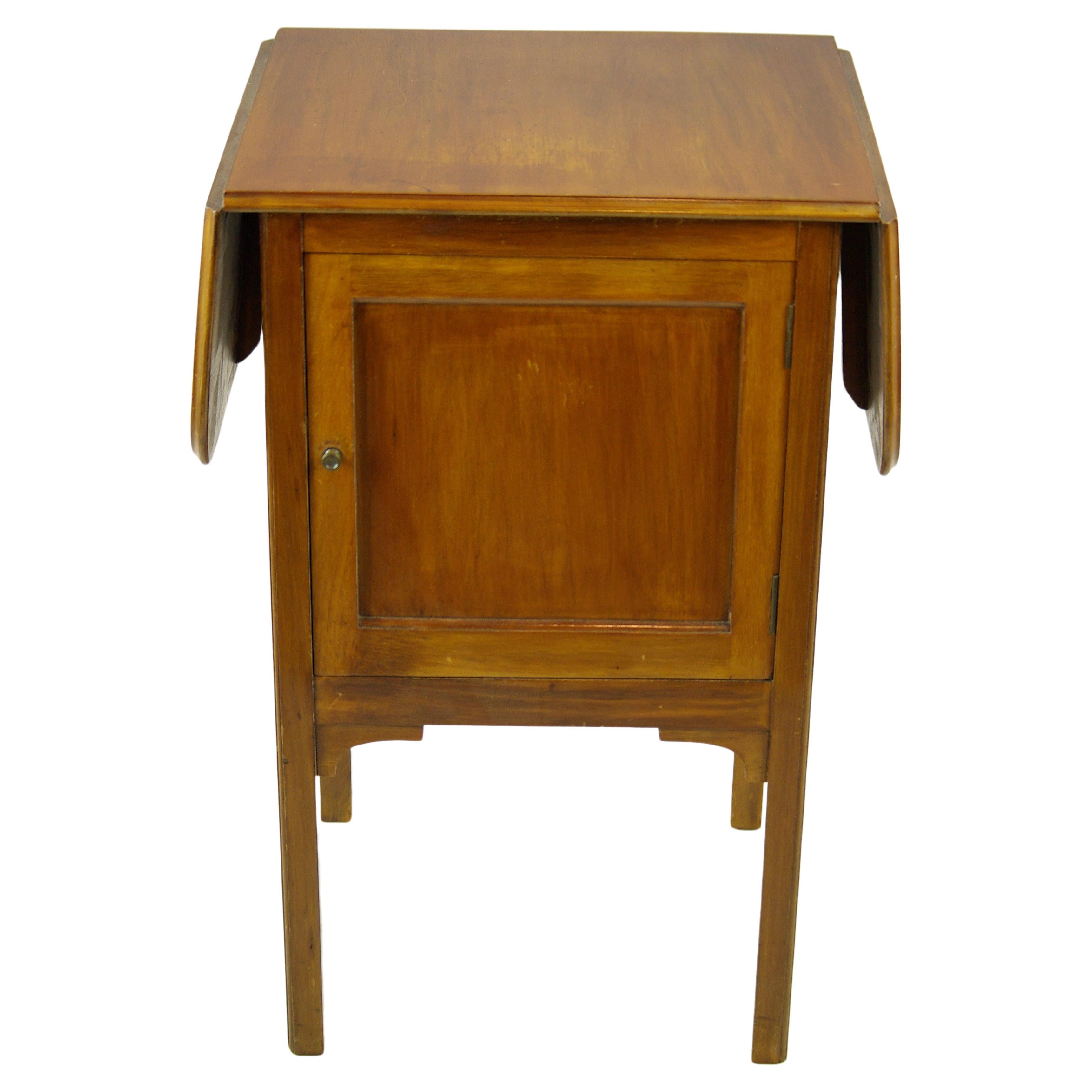 Vintage Walnut Nightstand, Lamp Table with Drop Leaves, Scotland 1930, H029