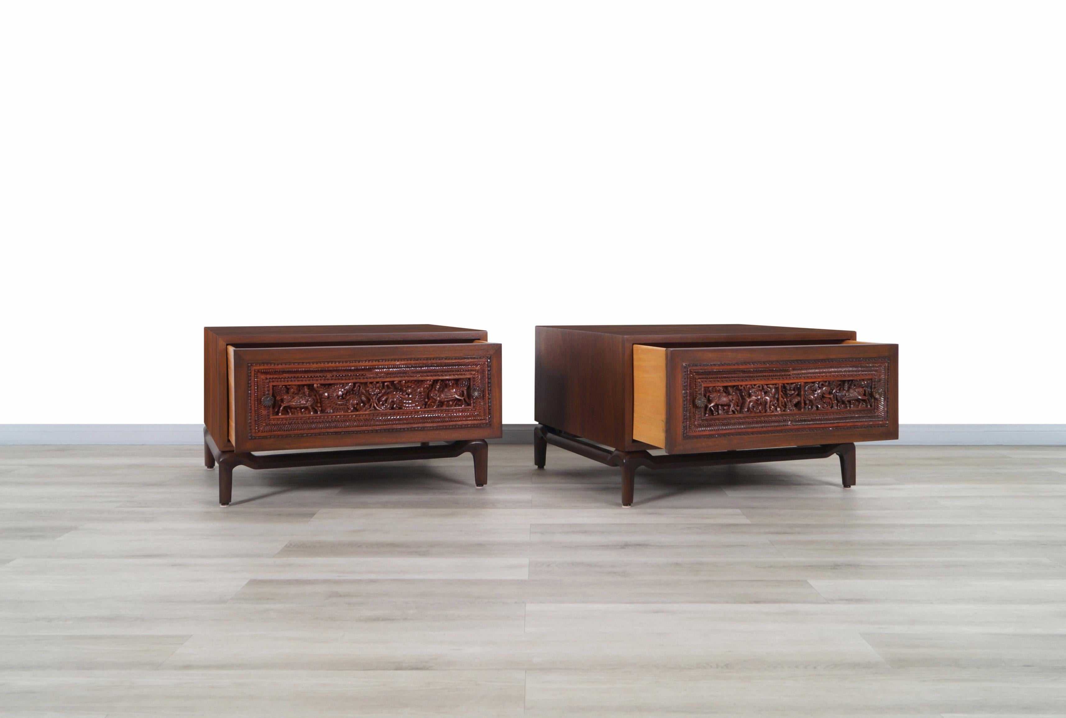 Mid-Century Modern Vintage Walnut Nightstands by Maurice Bailey for Monteverdi Young For Sale