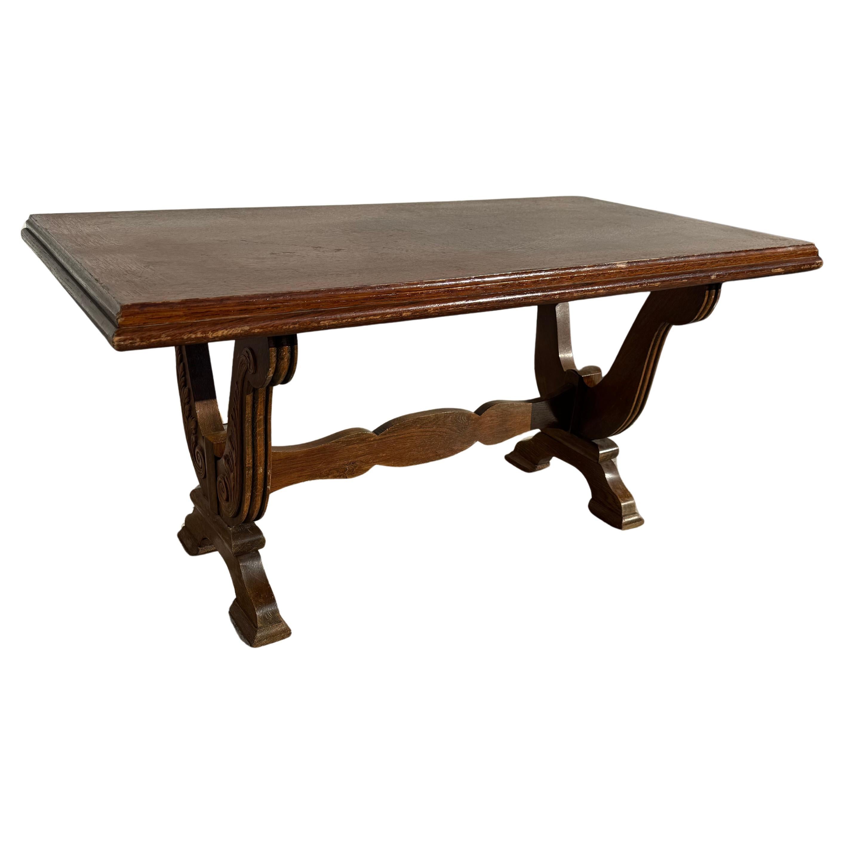 Vintage Walnut Os De Mouton Style Trestle Base Coffee Table en vente