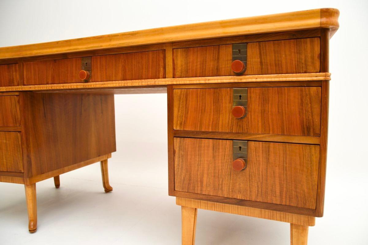 Vintage Walnut Pedestal Desk by Laszlo Hoenig For Sale 5