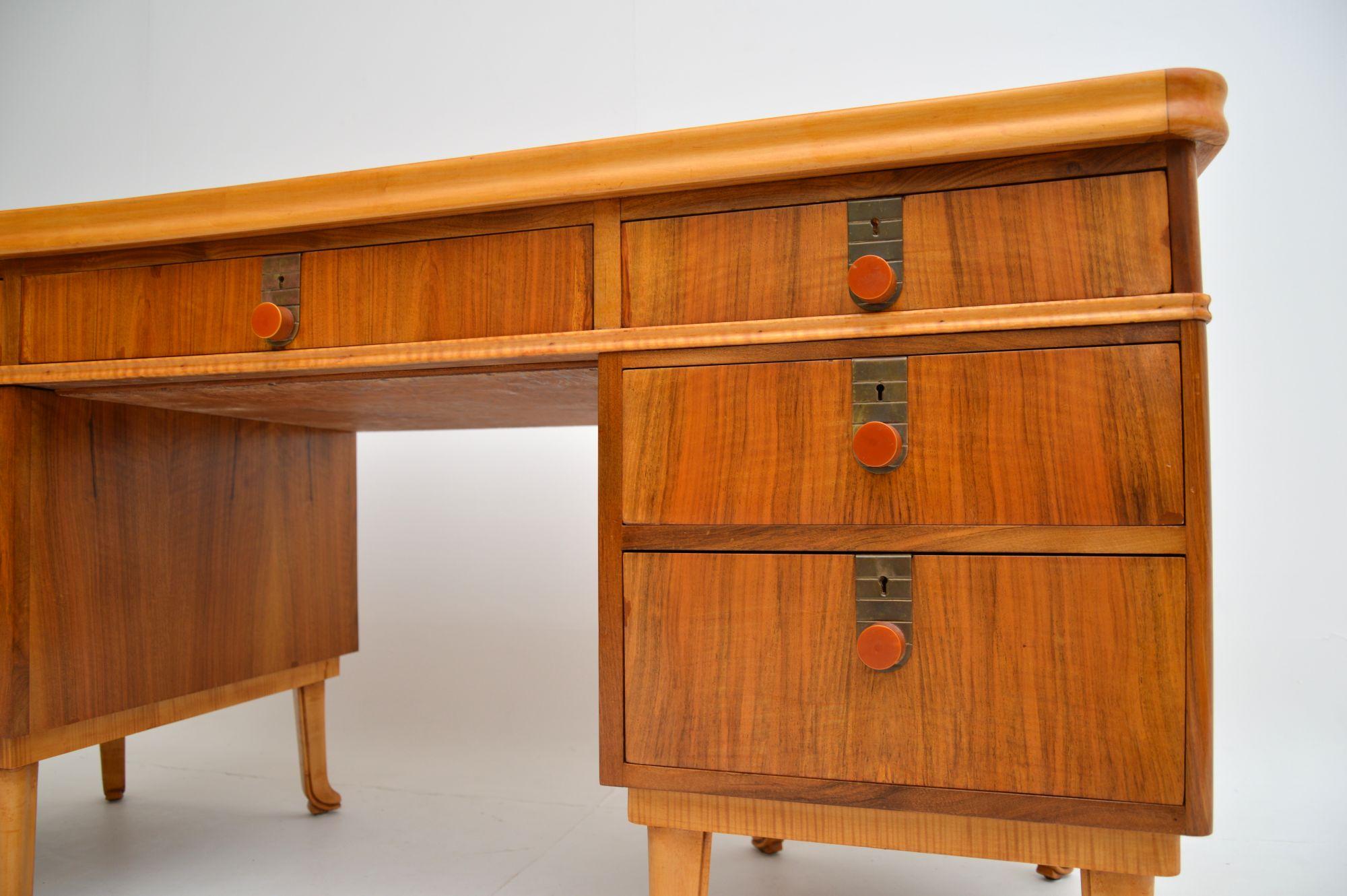 Vintage Walnut Pedestal Desk by Laszlo Hoenig For Sale 6