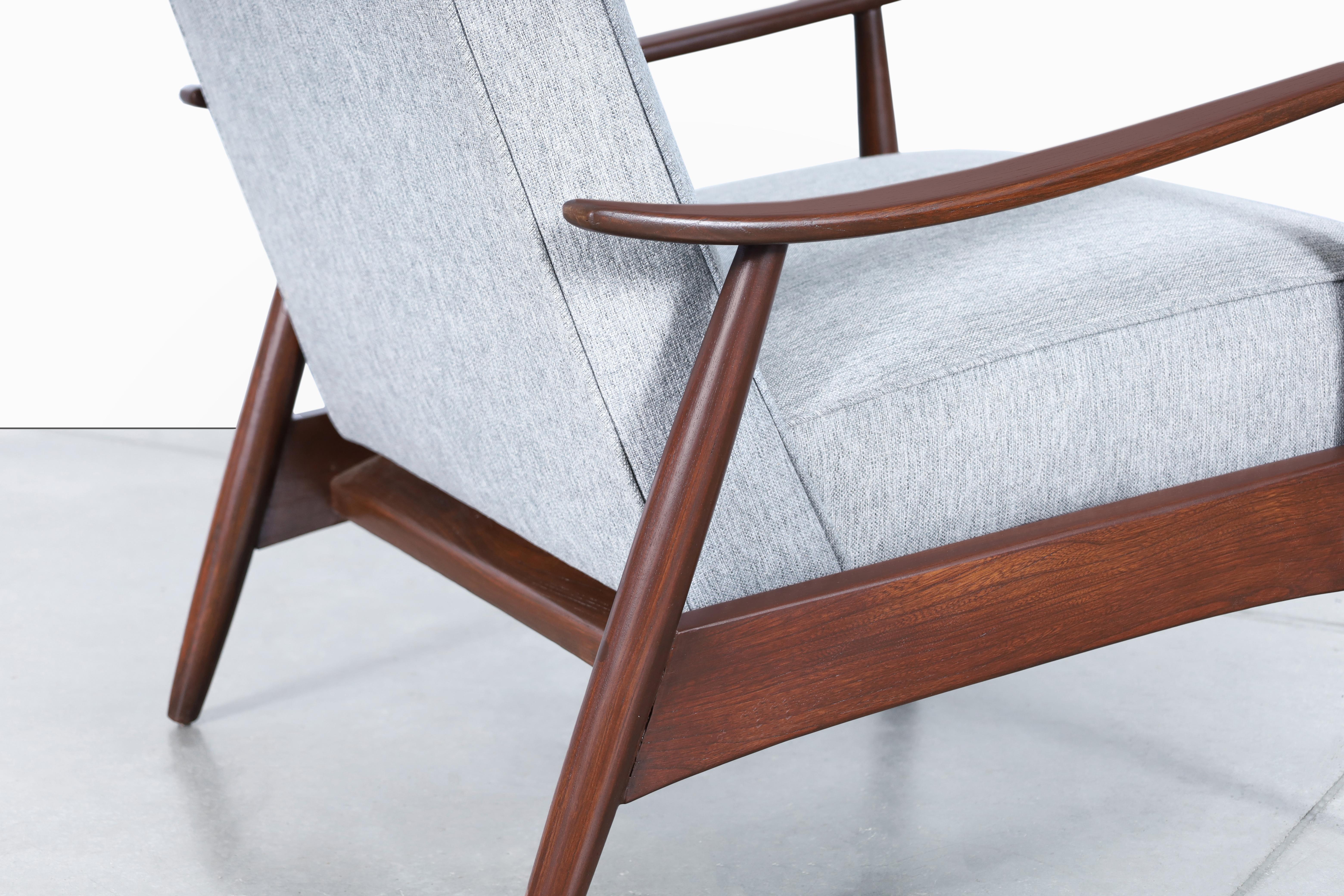 Vintage Walnut Reclining Lounge Chair Model-74 by Milo Baughman 5