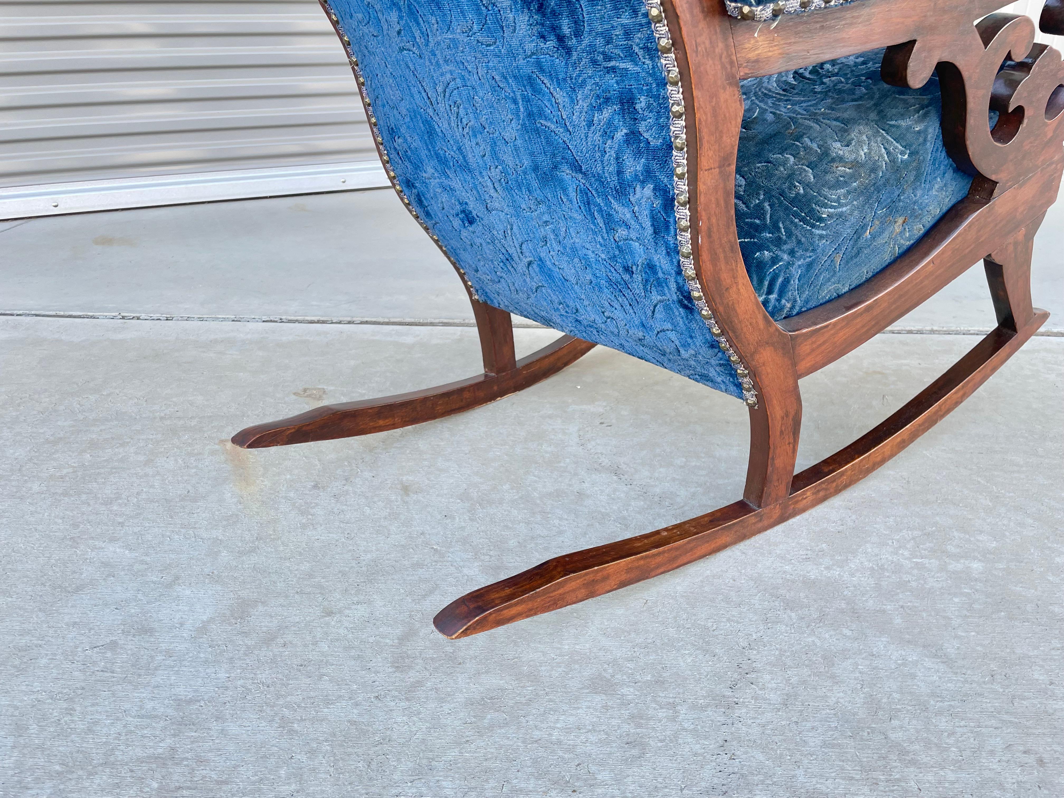 Vintage Walnut Rocking Chair by Biedermeier 3