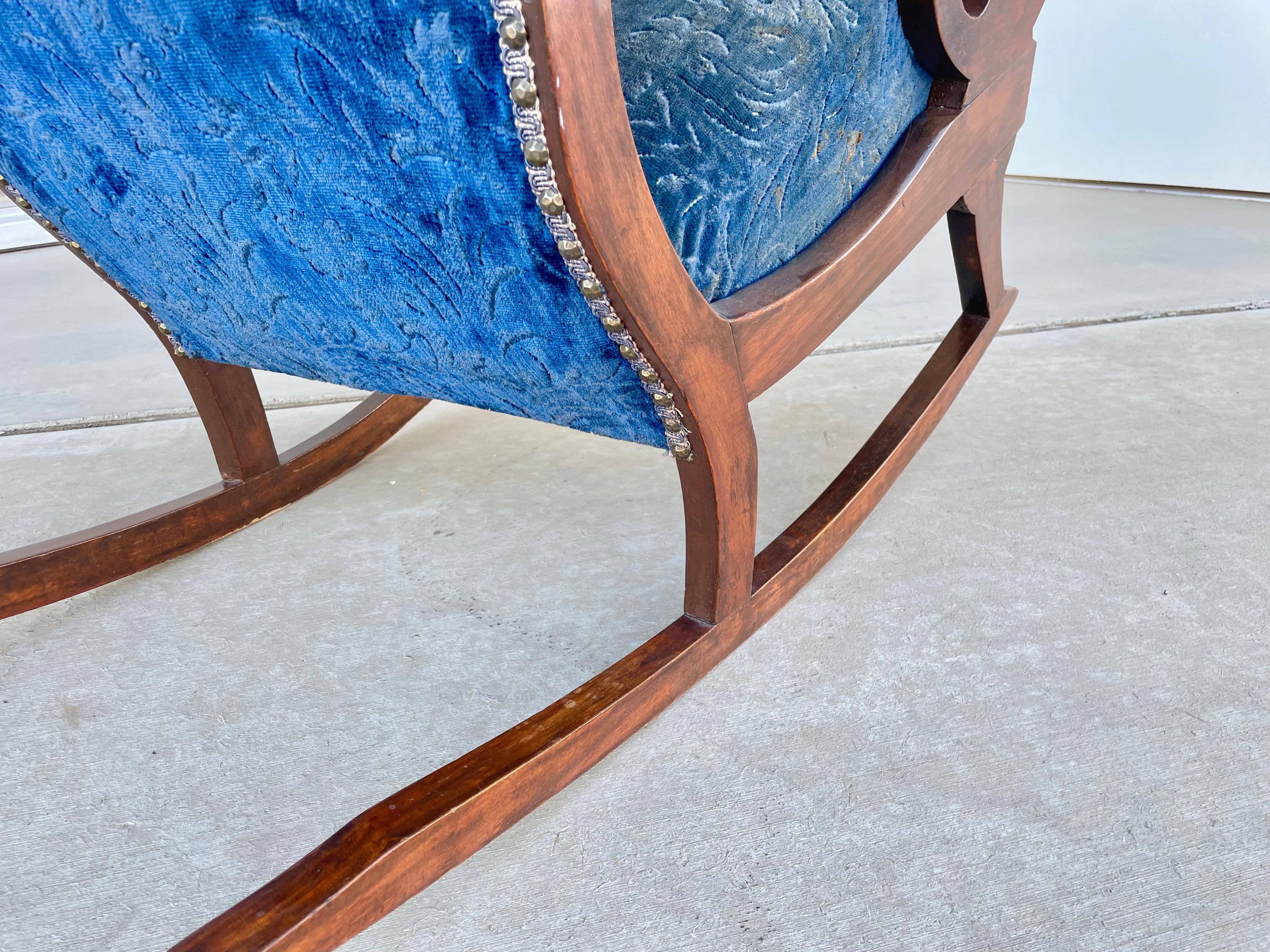Vintage Walnut Rocking Chair by Biedermeier 5