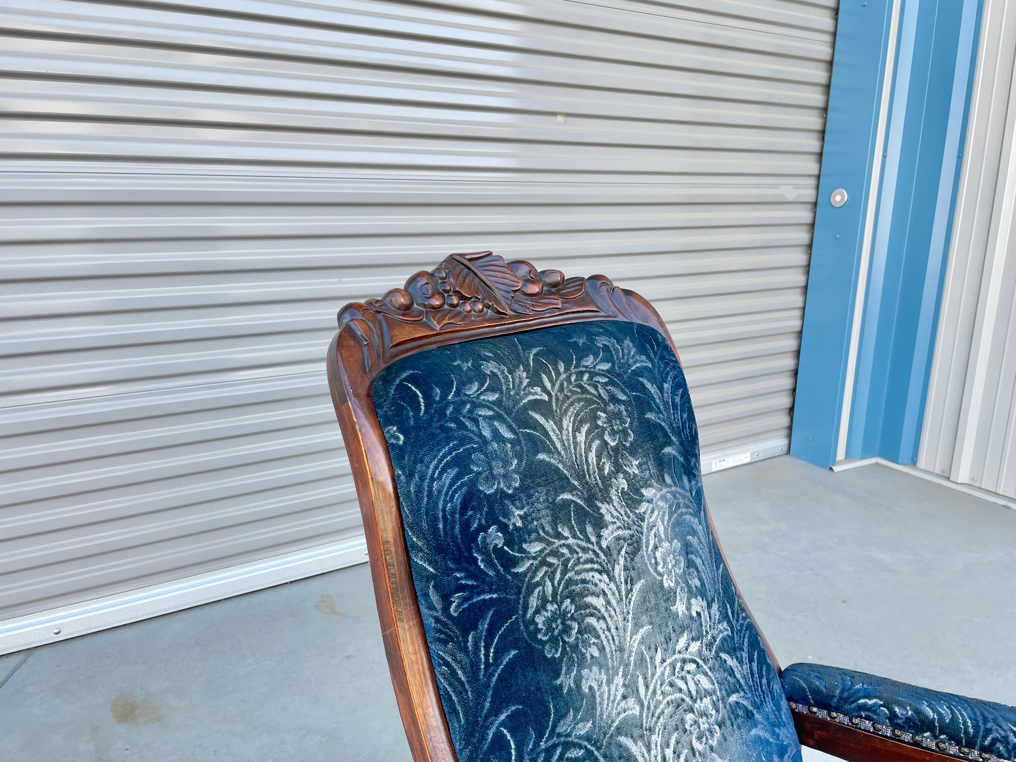 Vintage Walnut Rocking Chair by Biedermeier In Good Condition In North Hollywood, CA