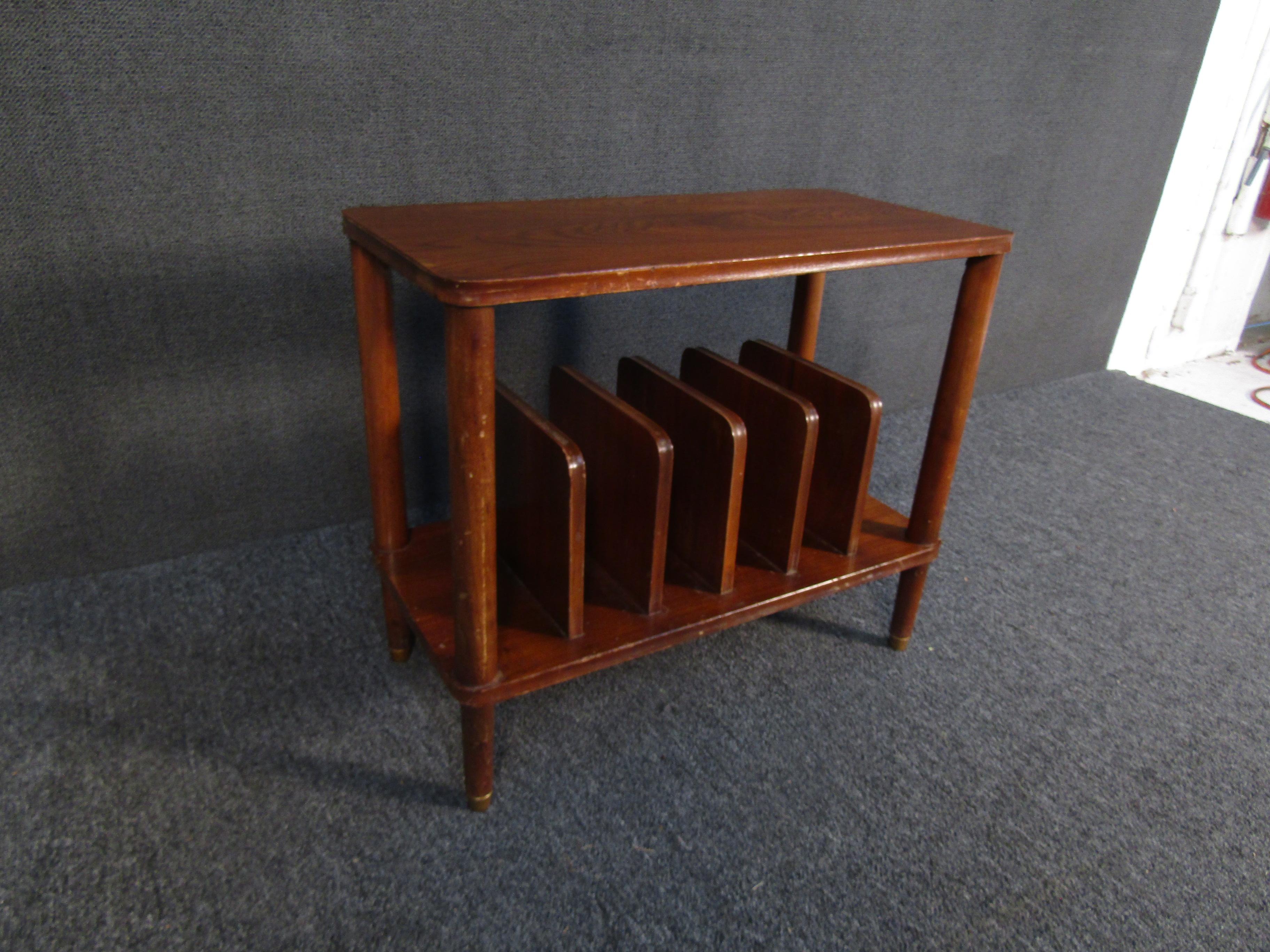 Vintage Walnut Side Table and Magazine Rack In Good Condition In Brooklyn, NY