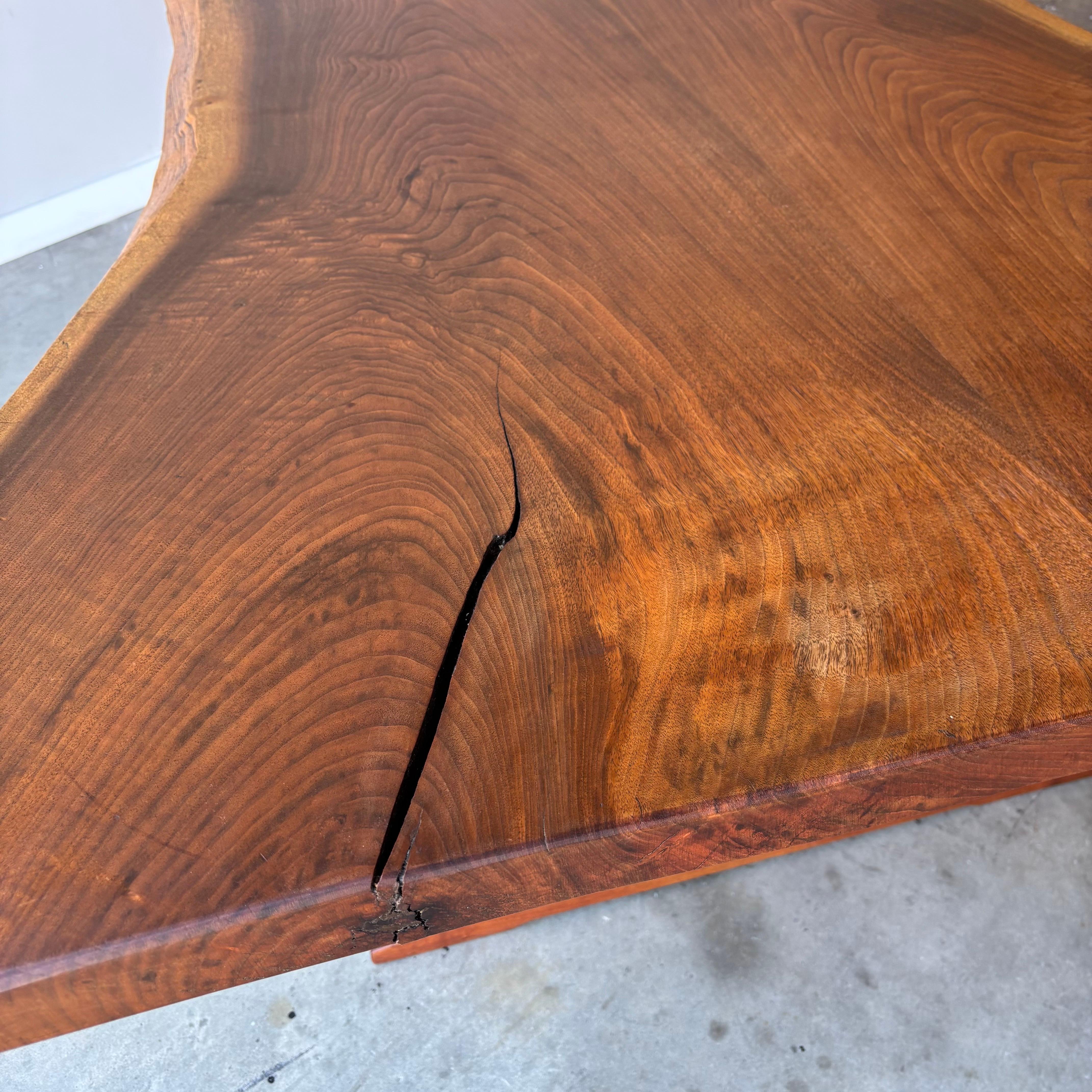 Vintage Walnut Slab Live Edge Dining Table, 1970s For Sale 1