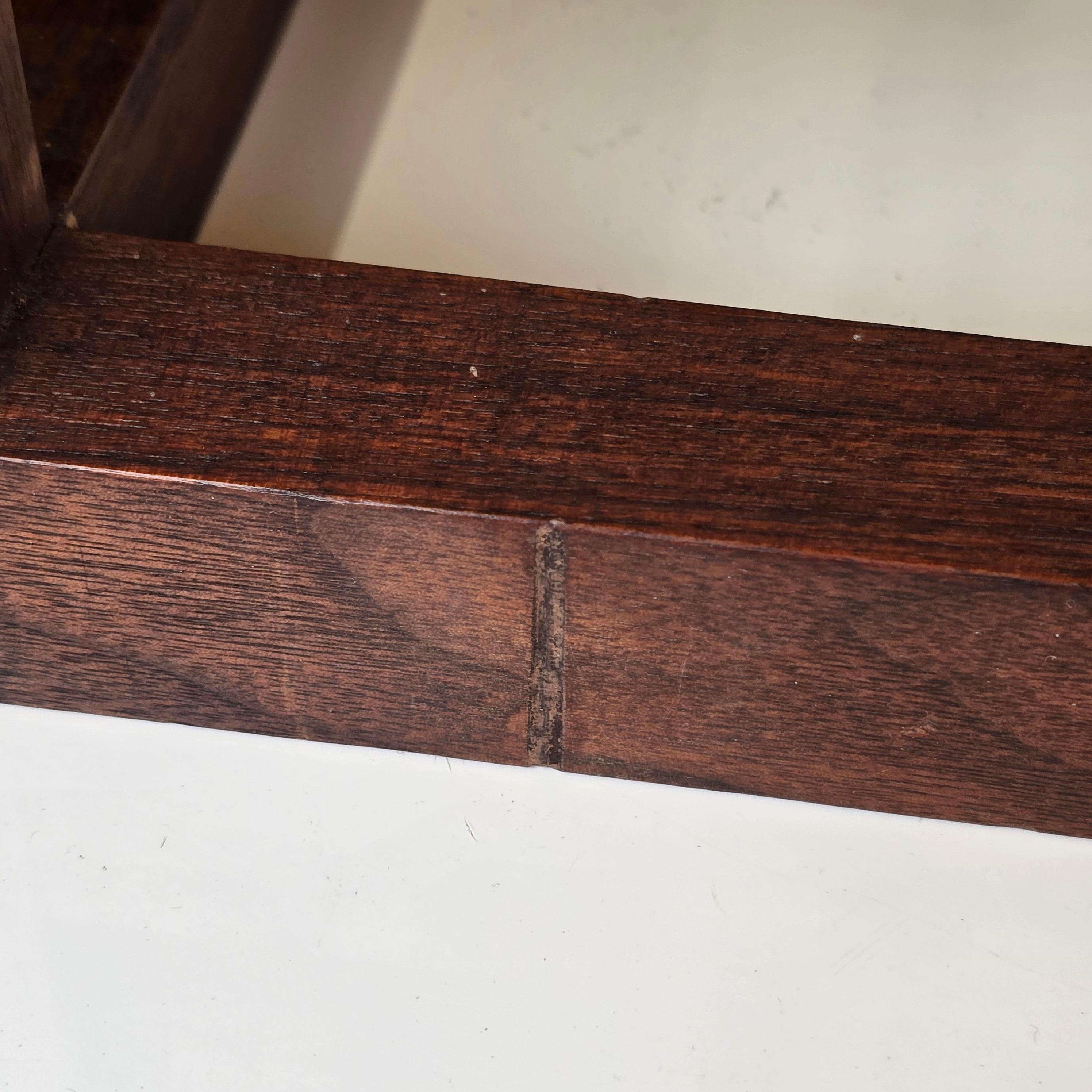 Table de Studio Vintage en Noyer avec Menuiserie Exposée en vente 2