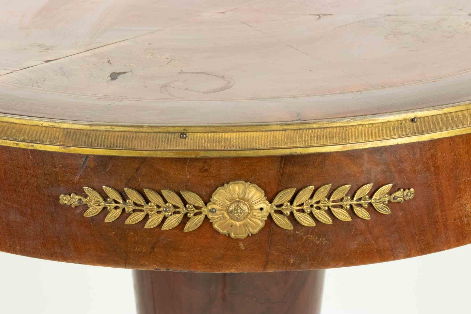 Milieu du XXe siècle Table vintage en noyer de style, Italie, années 1950 en vente