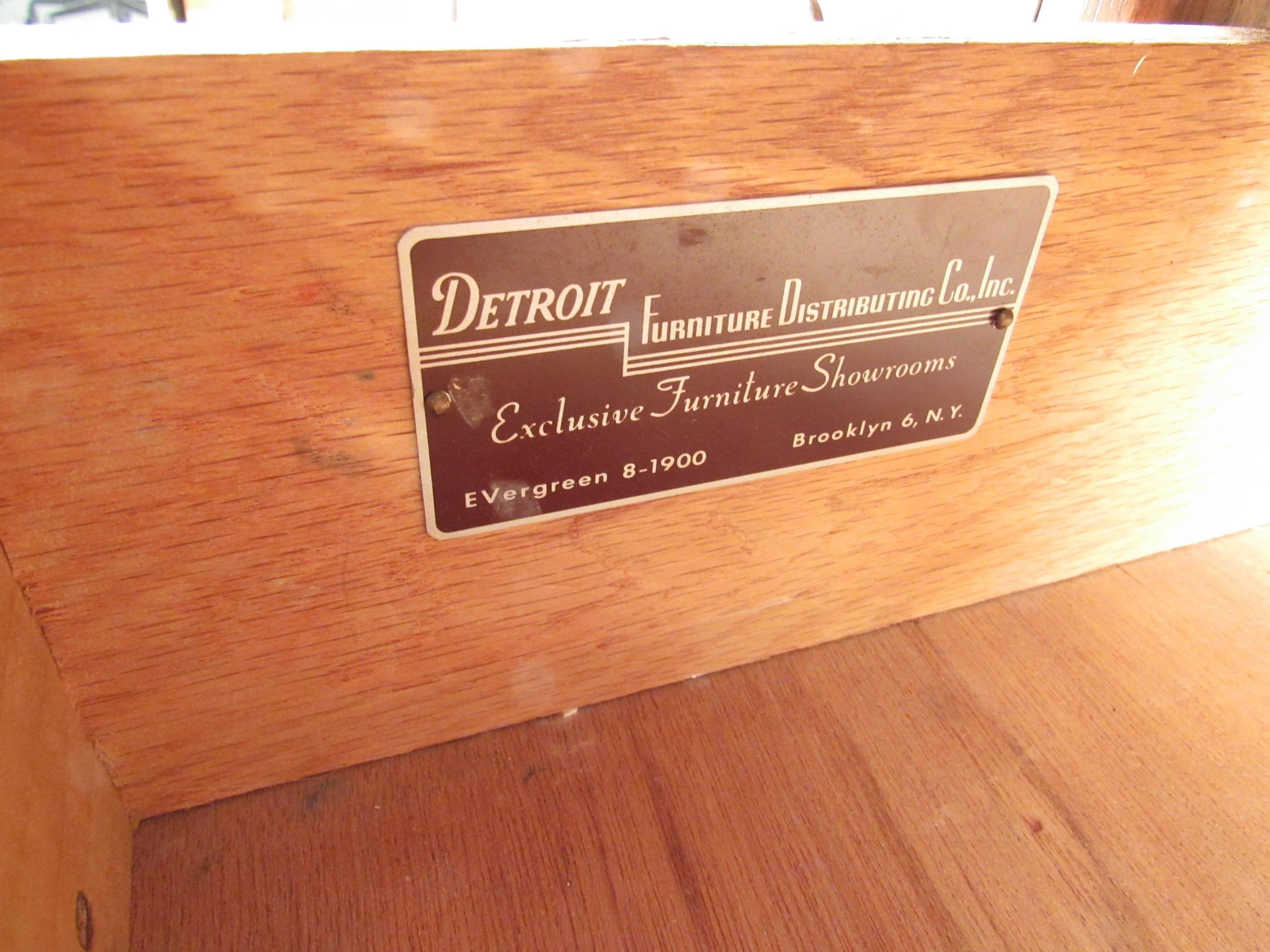 Vintage Walnut Two-Piece Sideboard with Storage Hutch In Good Condition In Brooklyn, NY