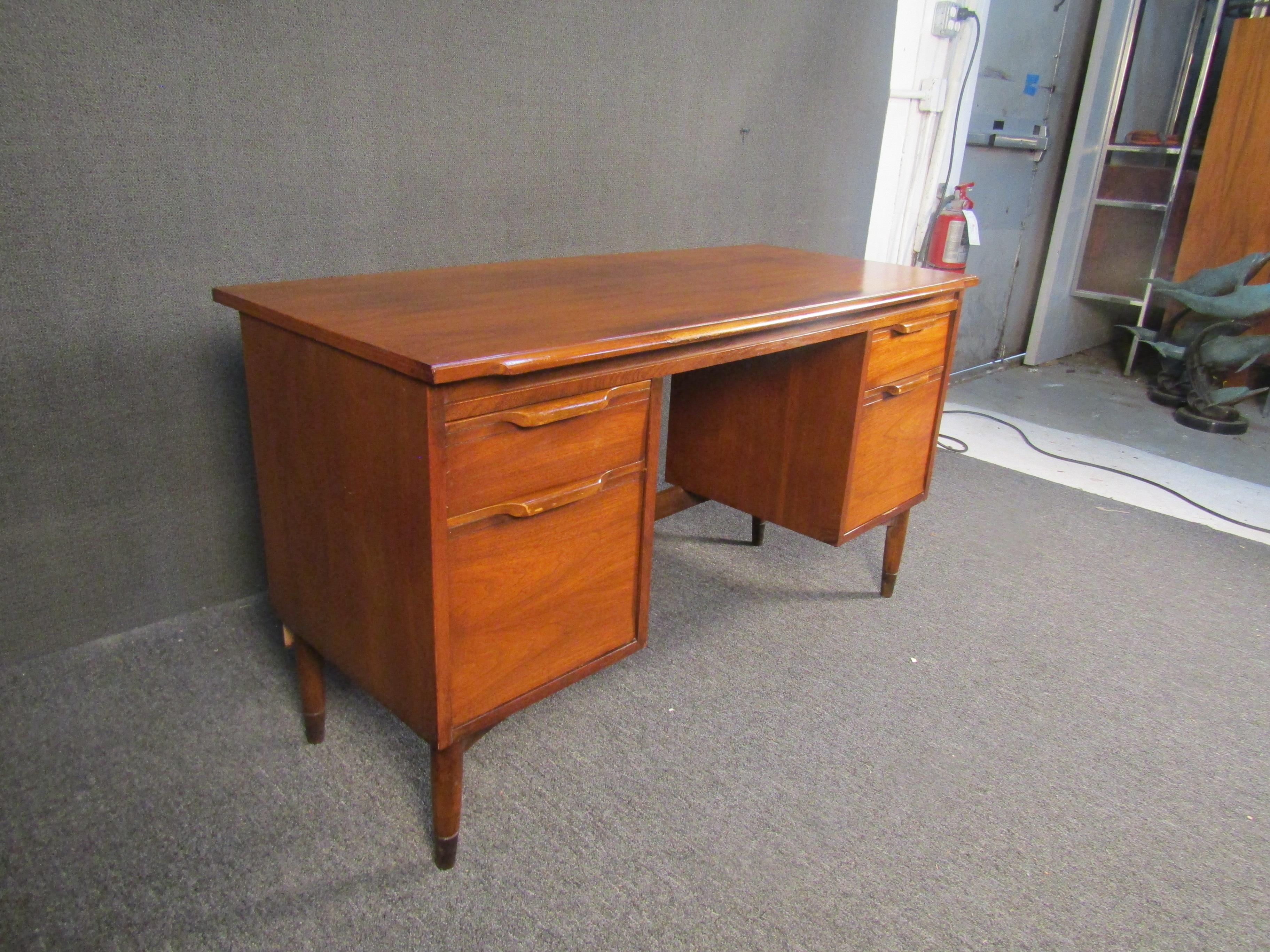 Vintage Walnut Writing Desk  In Good Condition In Brooklyn, NY