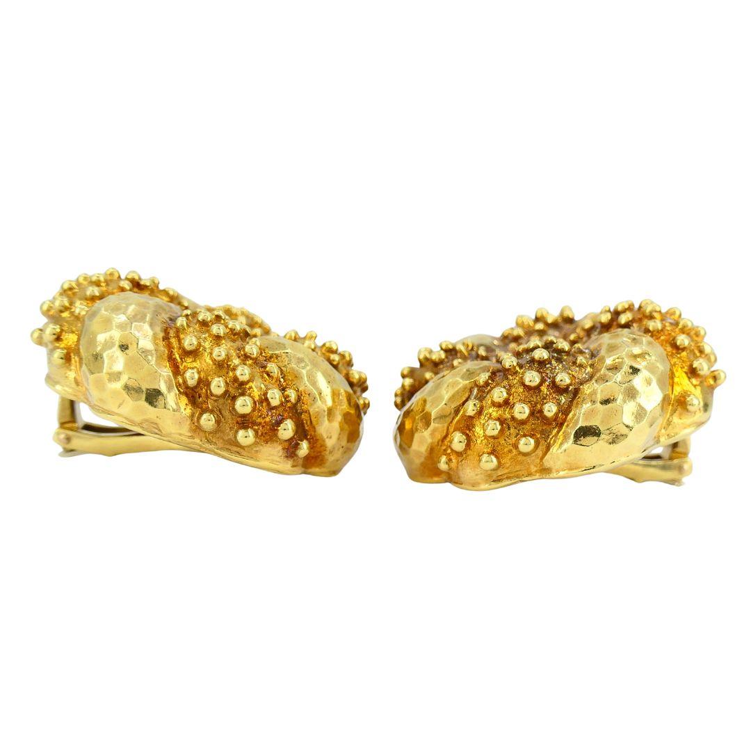 Vintage Wander 18k Gold Floral Clip-on Earrings For Sale 6