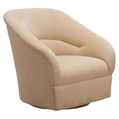 Vintage Ward Bennett Style Swiveling Club Chair in Textured Cream Upholstery