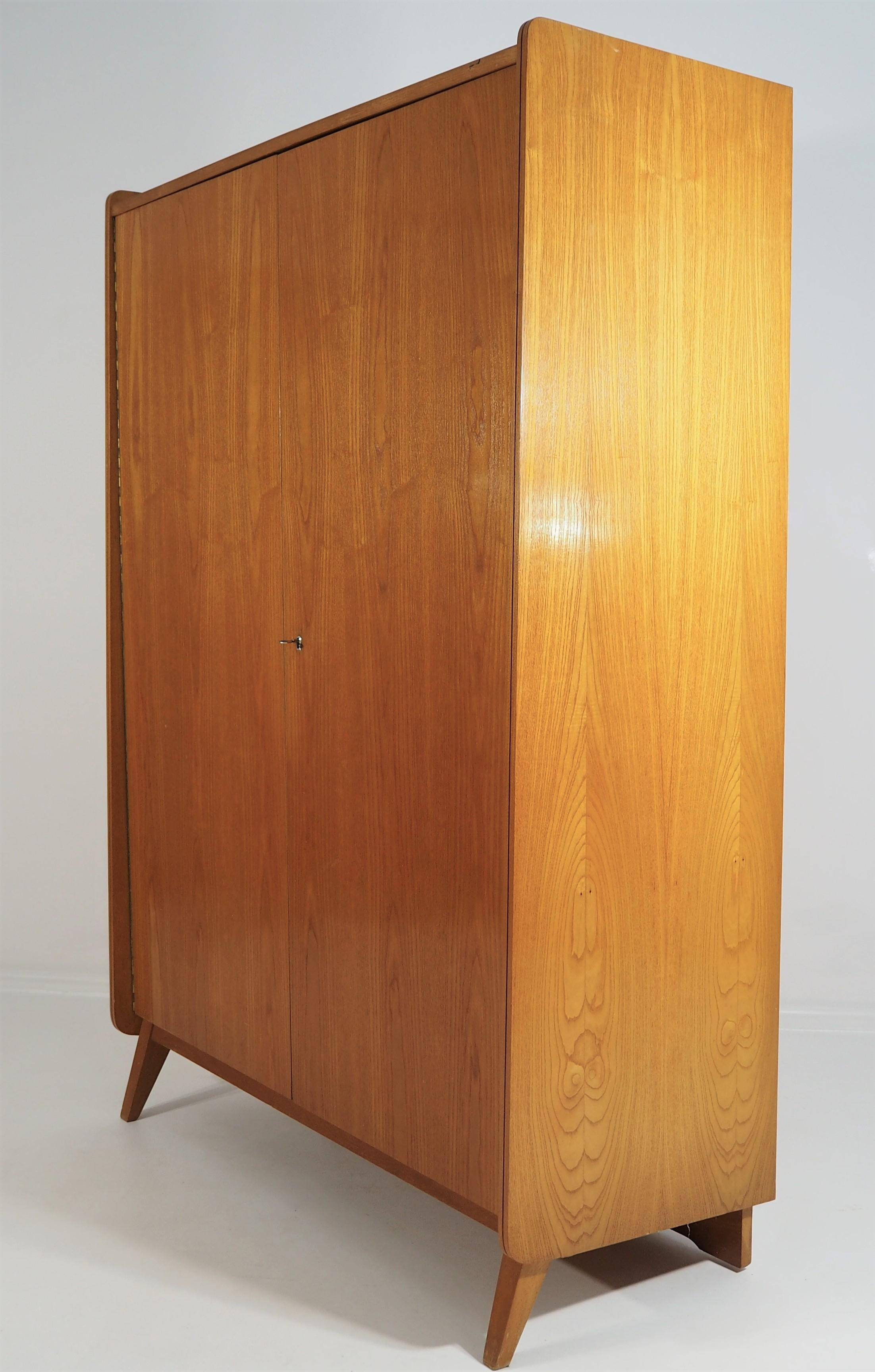 Vintage wardrobe from Tatra, circa 1960s. Original condition with label. Dimensions: height 173cm, width 118cm, depth 52cm.