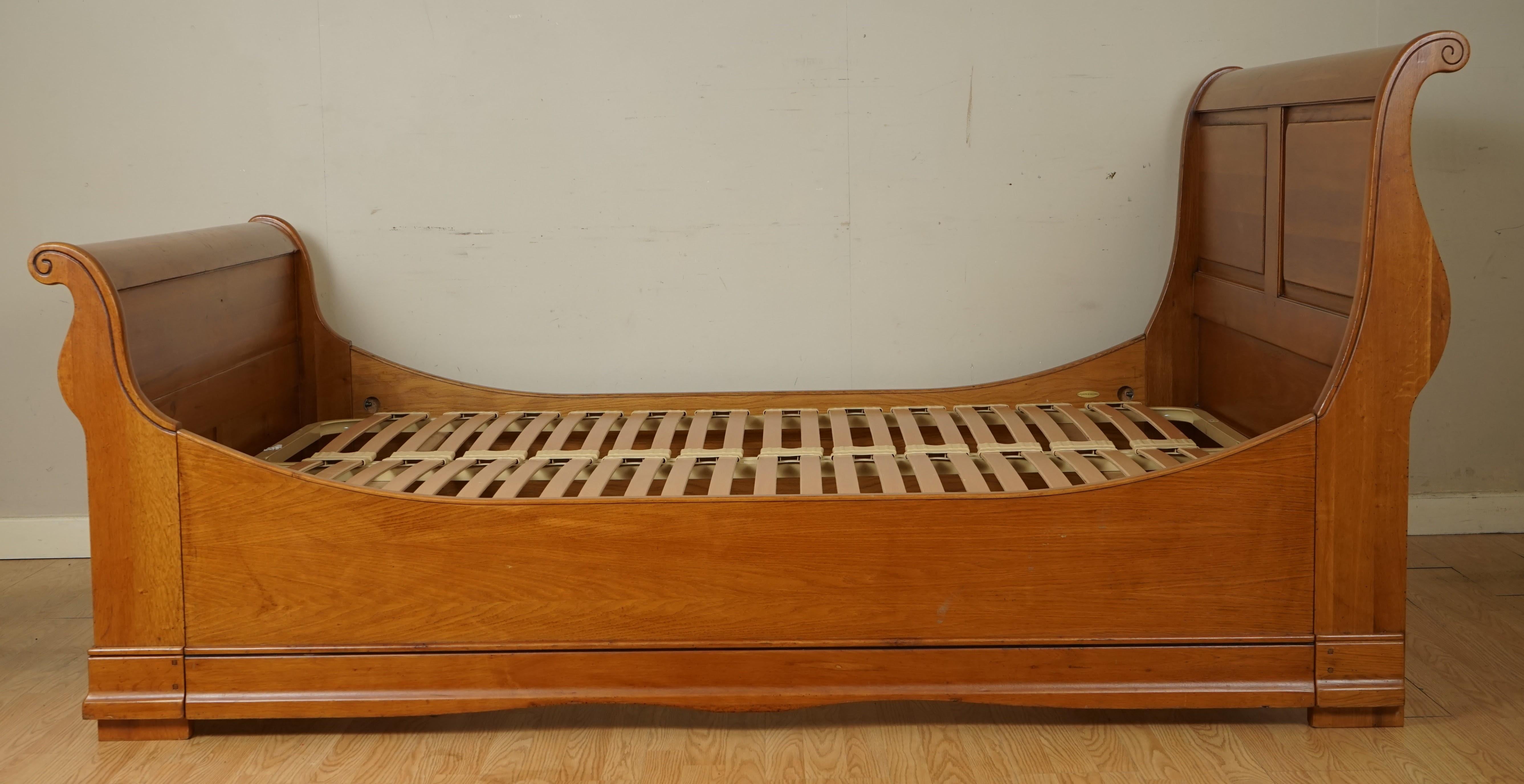 Vintage Waring & Gillow Oak Double Sleigh Bed Frame 1