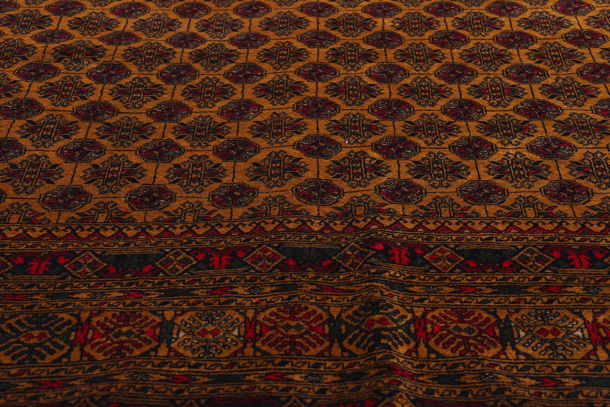 Annodato a mano Vintage Warm Earth-Tone Afghan Turkoman Wool Area Rug, 06'05 x 09'06 in vendita