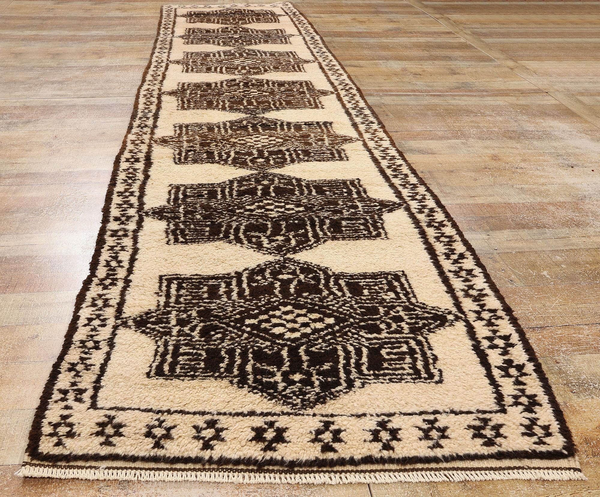 Alfombra turca tribal kurda vintage en tonos tierra cálidos, 03'00 x 13'06 Lana en venta