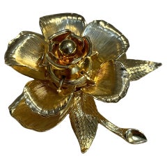Vintage Warner Day & Night Gold Plated Floral Brooch