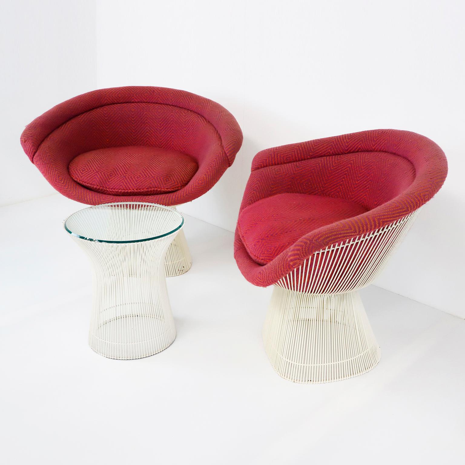 Special Edition of pair of lounge chairs and table designed by Warren Platner. These are very early production. A stunning set.