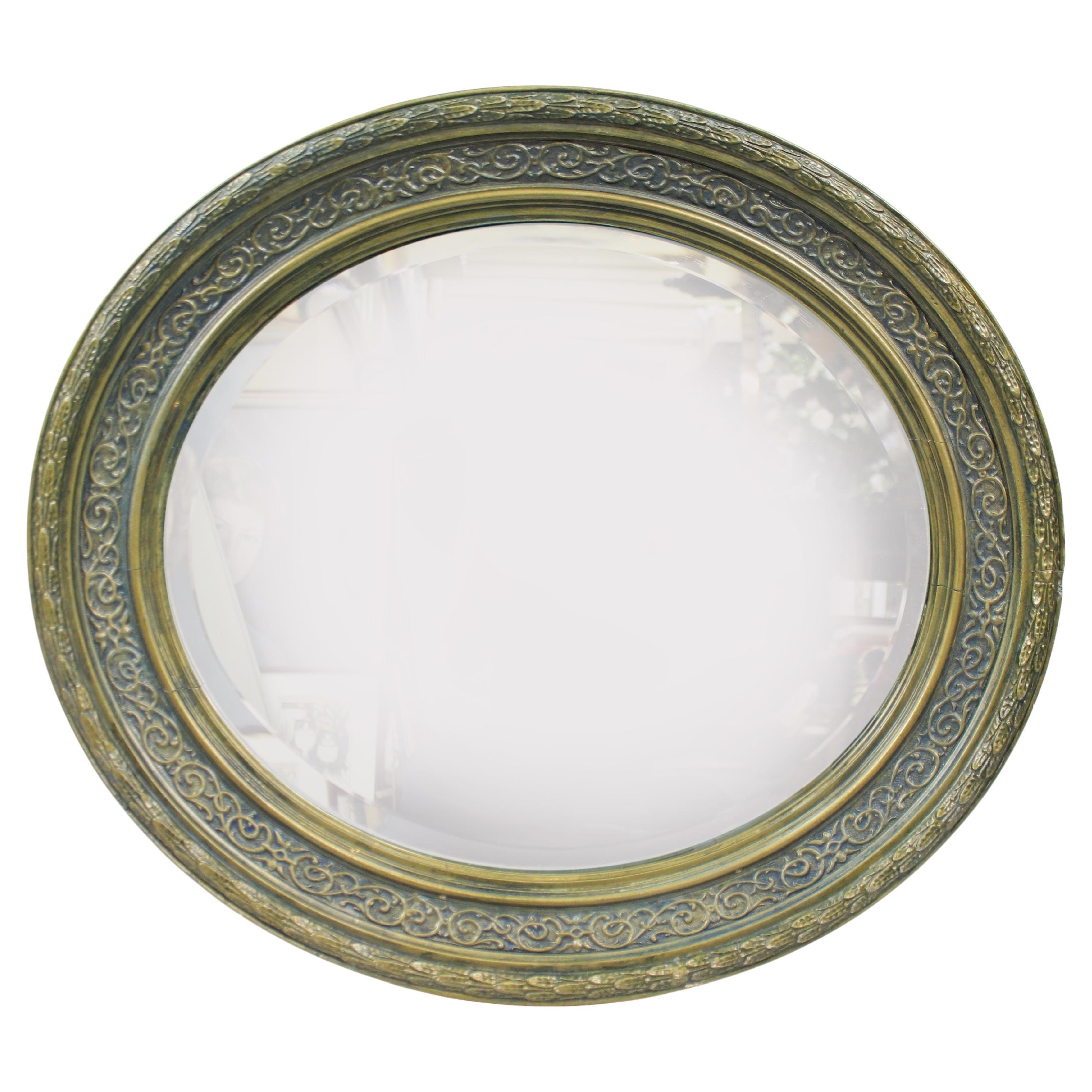 Miroir ovale vintage à encadrement doré bleu lavé en vente